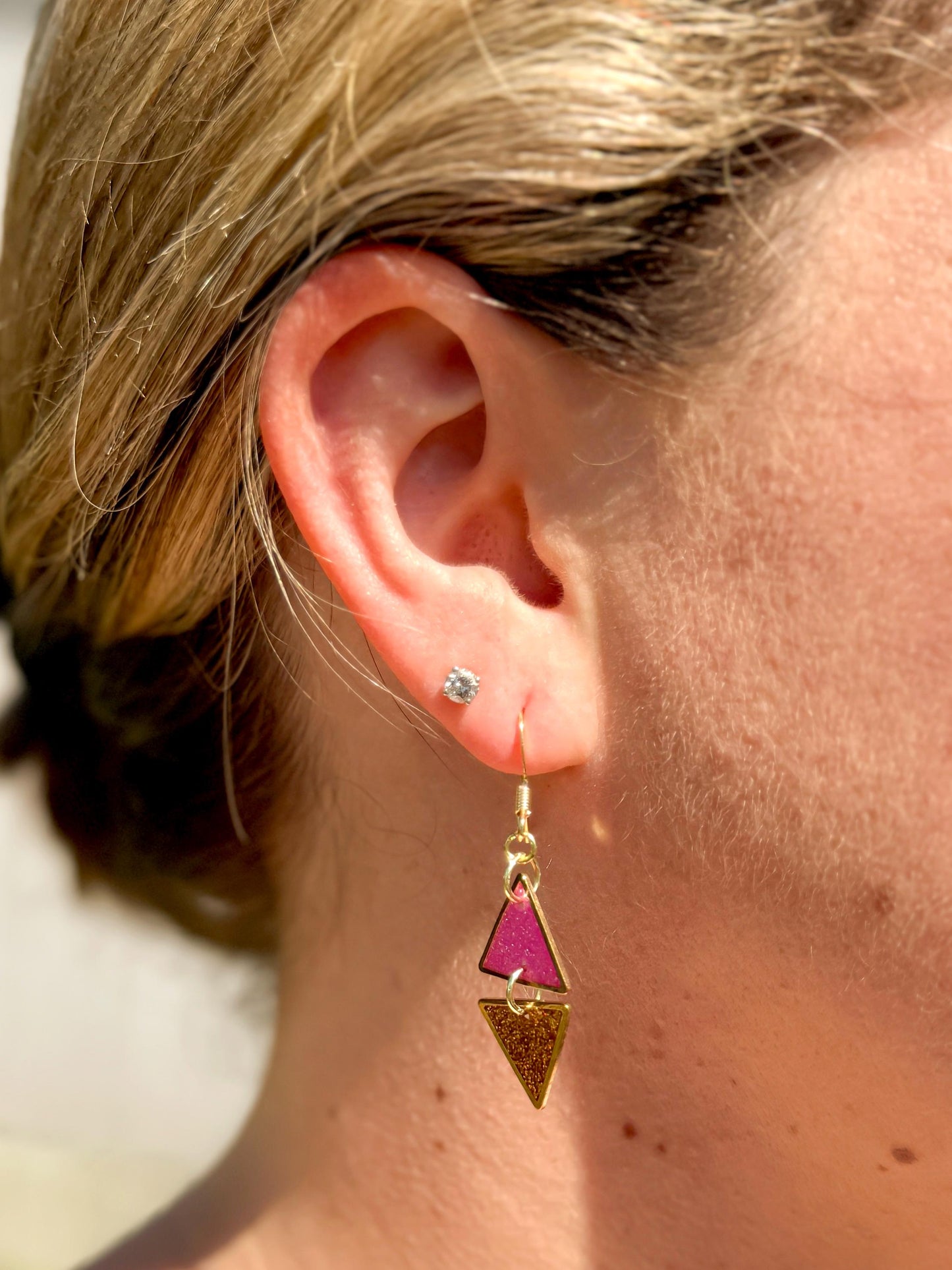 Handcrafted Resin Triangle Earrings – Pink & Gold Glitter, Modern Geometric Design