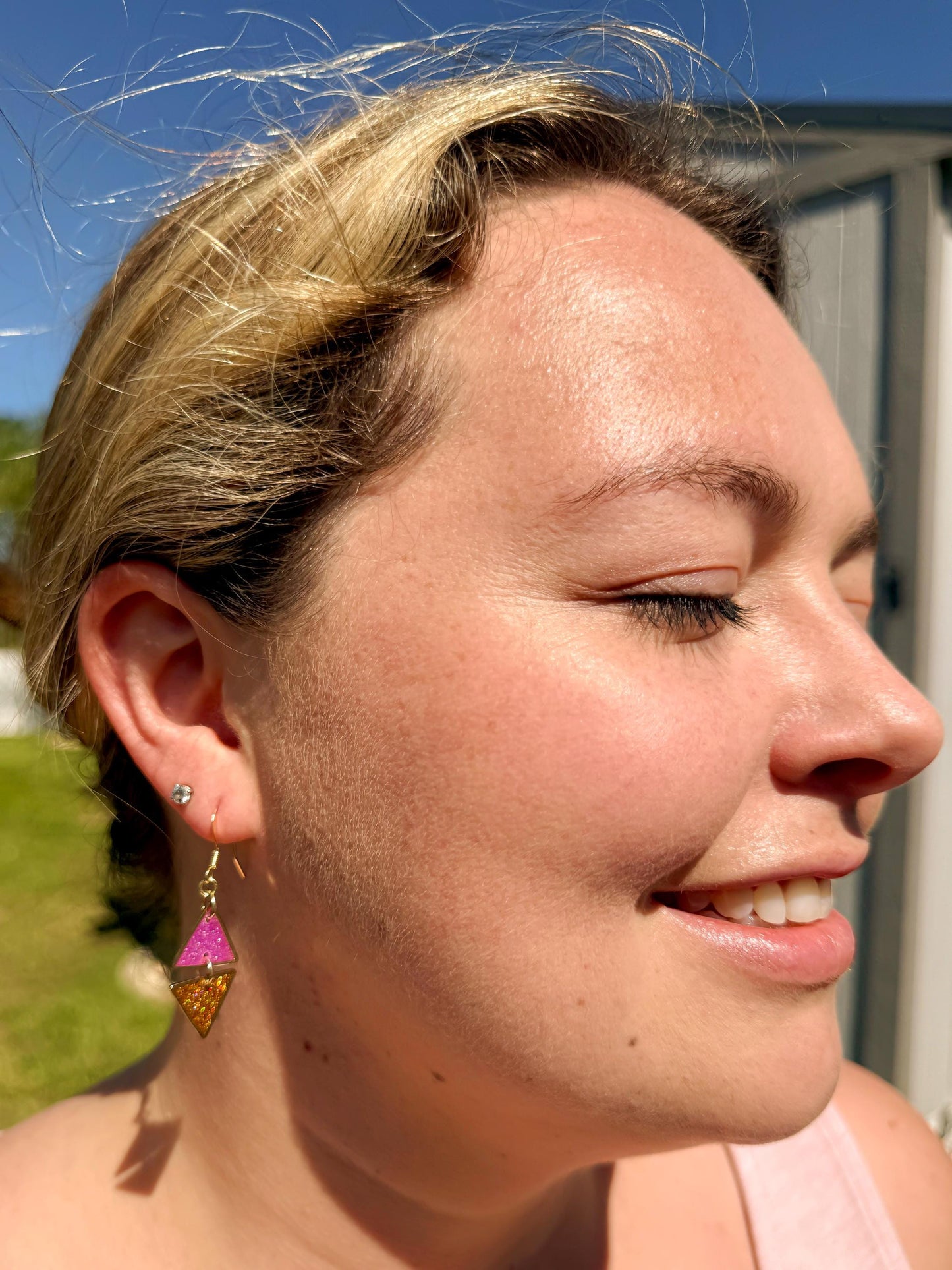 Handcrafted Resin Triangle Earrings – Pink & Gold Glitter, Modern Geometric Design