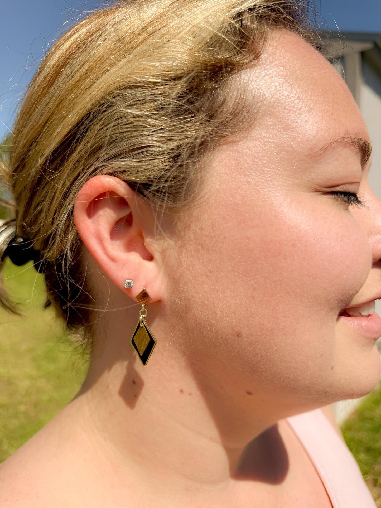 Handmade Black Resin & Gold Diamond Earrings – Modern Minimalist Style