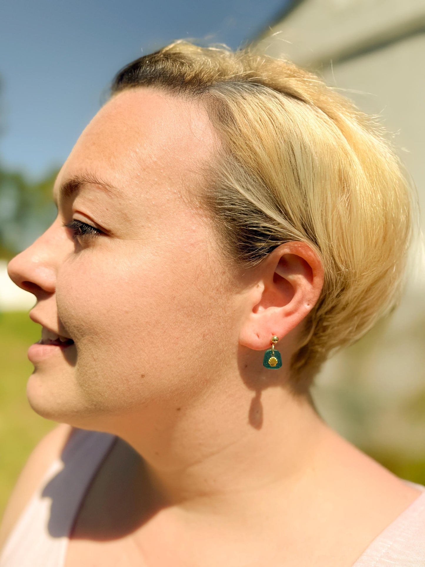 Handmade Resin Seashell Earrings – Teal Hues with Gold Accents