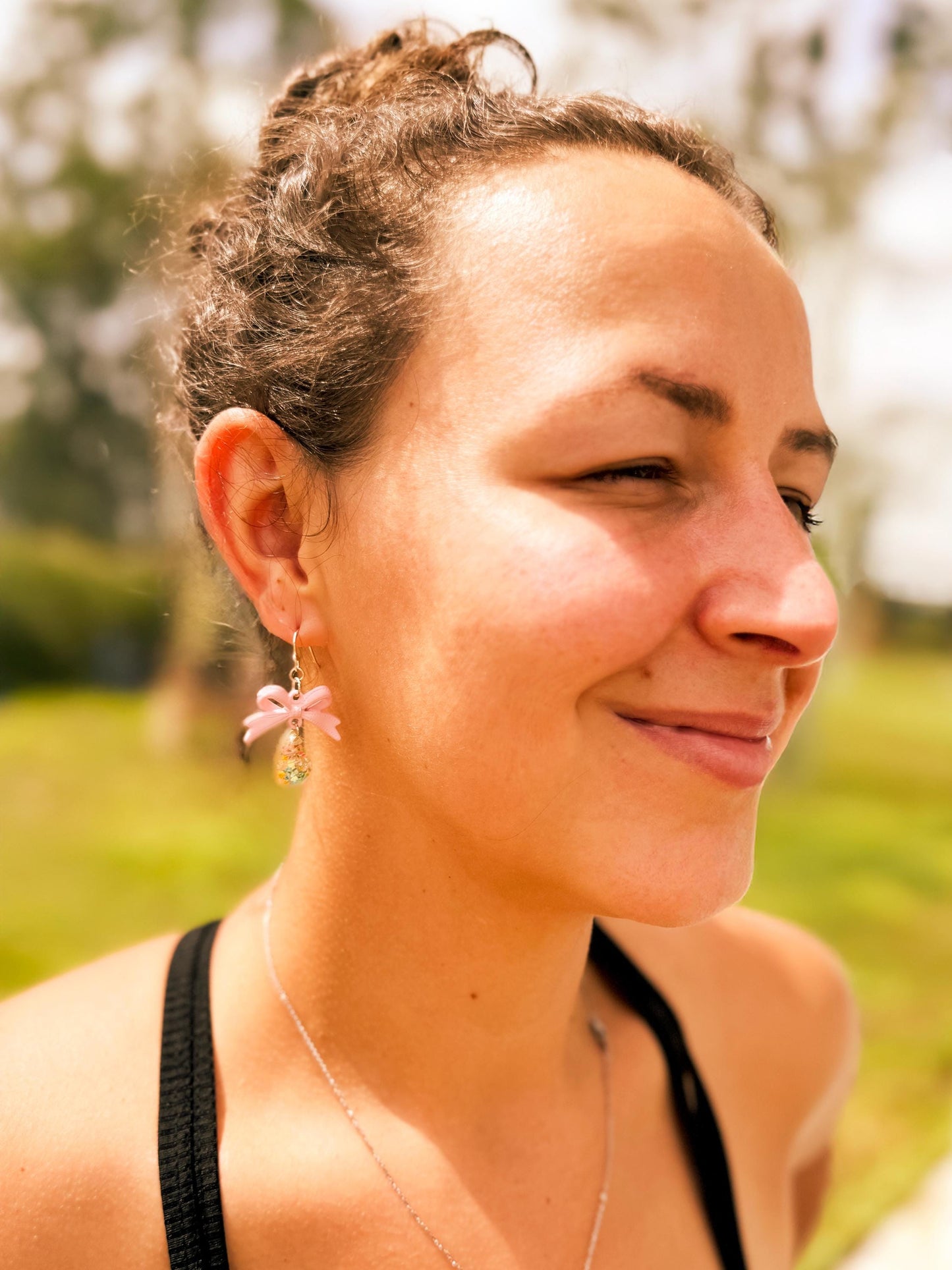 Handmade Bow & Real Floral Resin Teardrop Earrings – Pink Ribbon Charm with Real Flowers