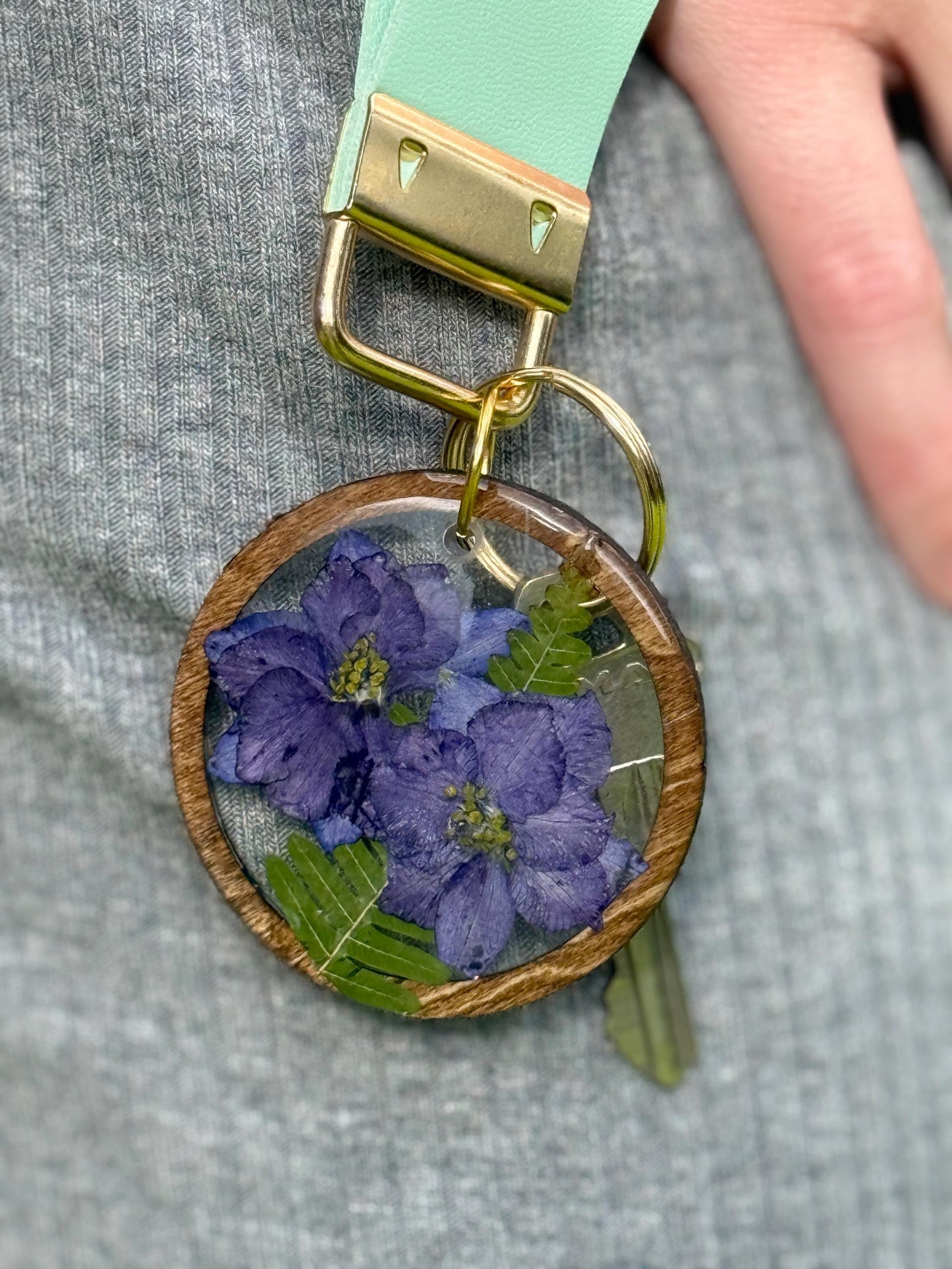 Personalized Birth Flower Keychain: Faux Leather Strap, Resin Flower Charm