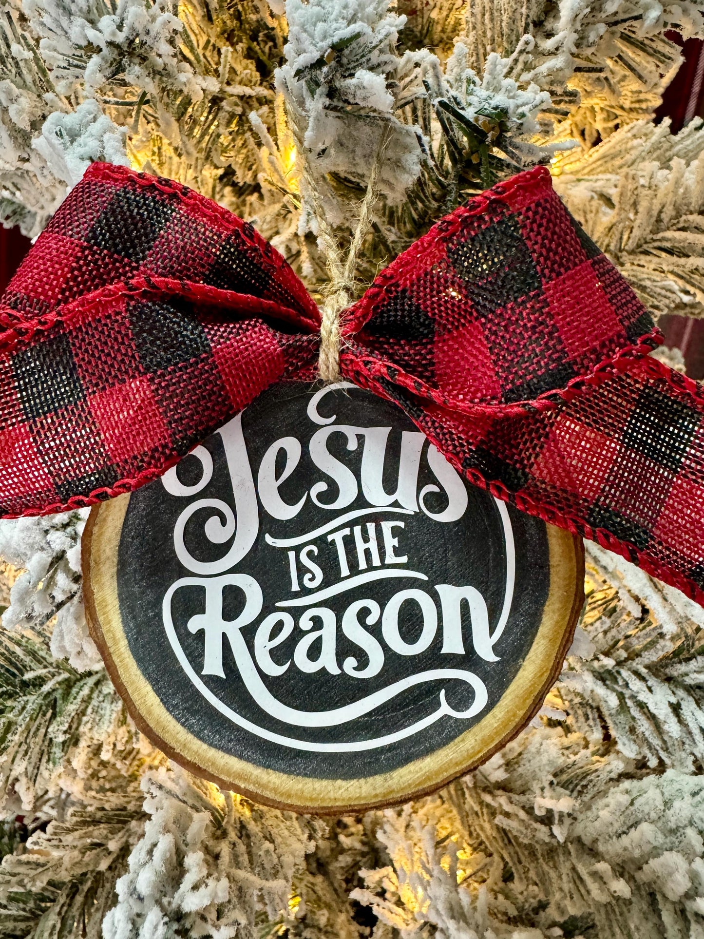 Rustic Wood Slice Christmas Ornament: 'Joy to the World' with Bow