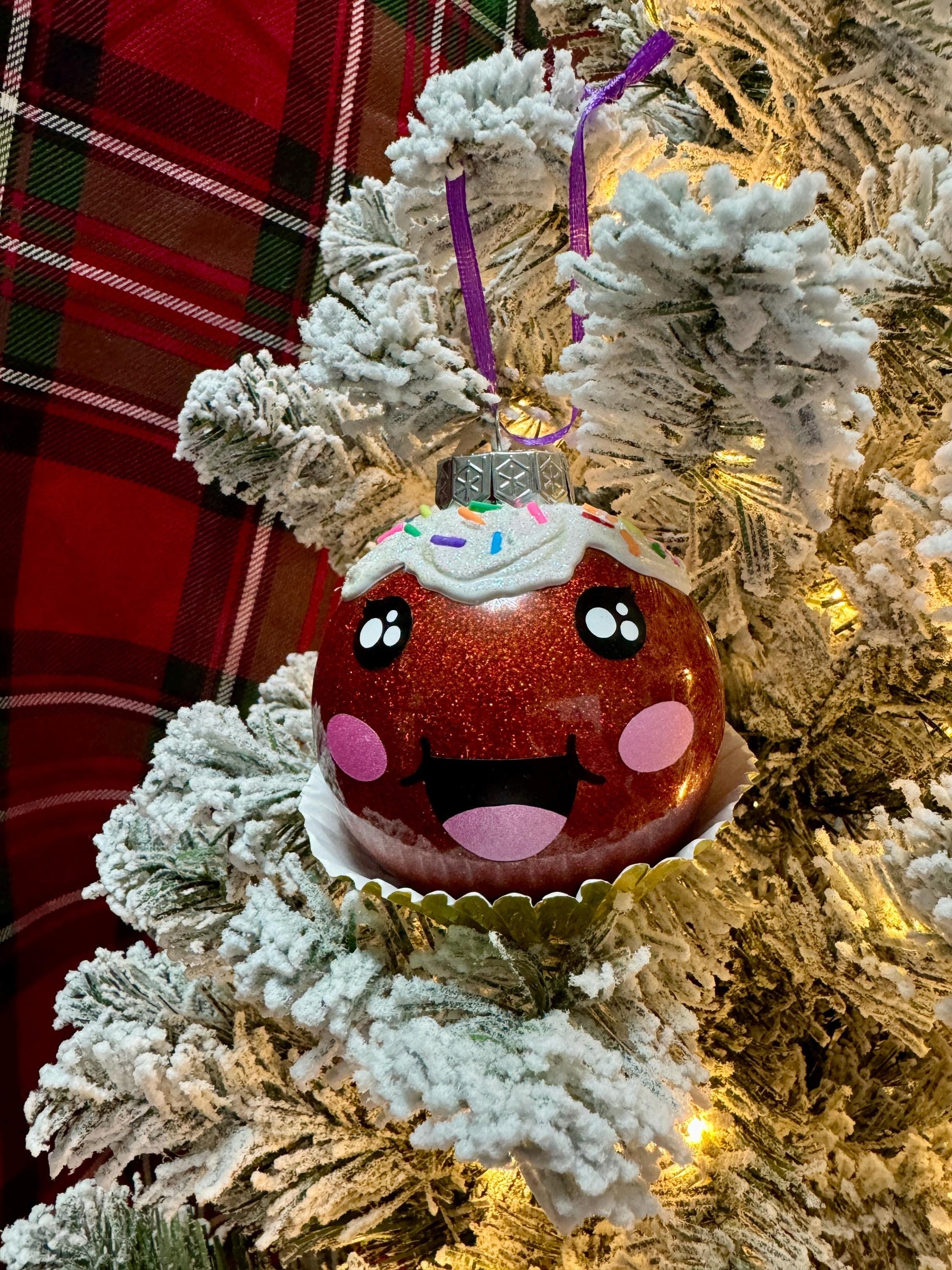 Kawaii Cupcake Christmas Ornament: Glitter Globe Bauble Tree Decor