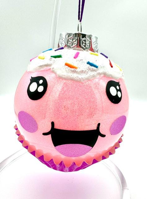 Kawaii Cupcake Christmas Ornament: Glitter Globe Bauble Tree Decor