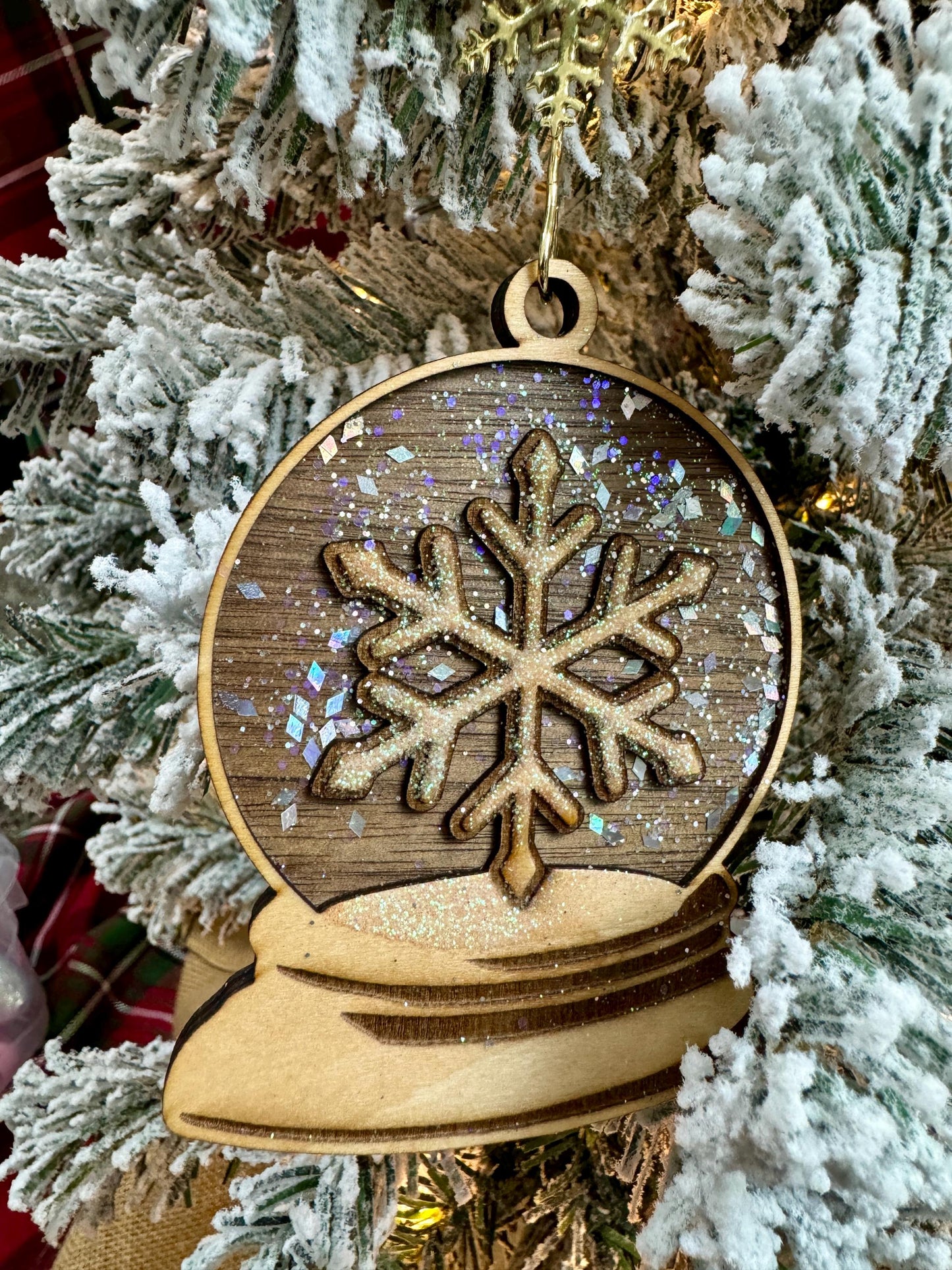 Rustic Wood Snowflake Snow Globe Ornament: Glitter Christmas Decor
