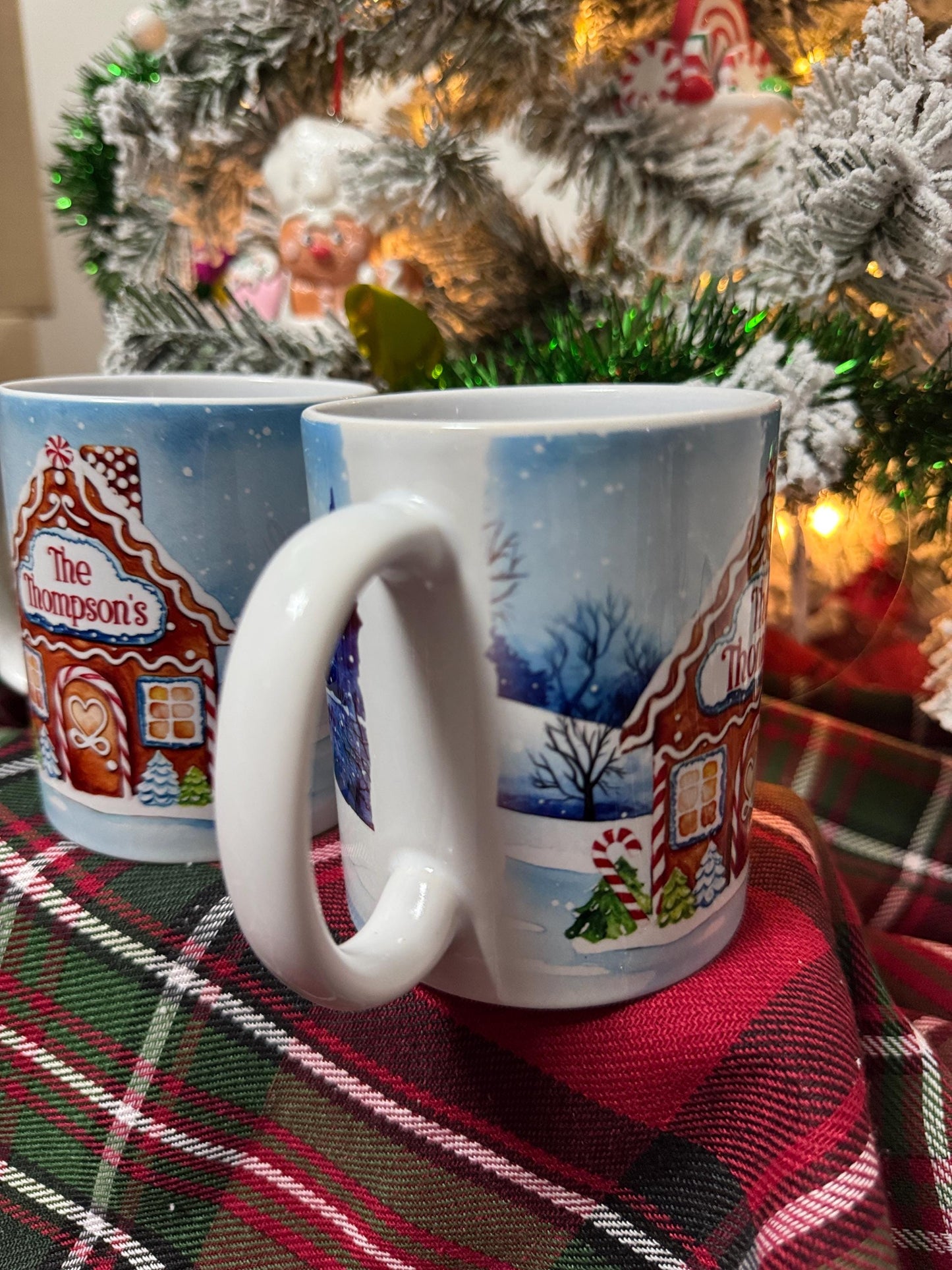 Personalized Gingerbread House Mug - Custom Family Name & Home Sweet Home, Ideal Housewarming Gift