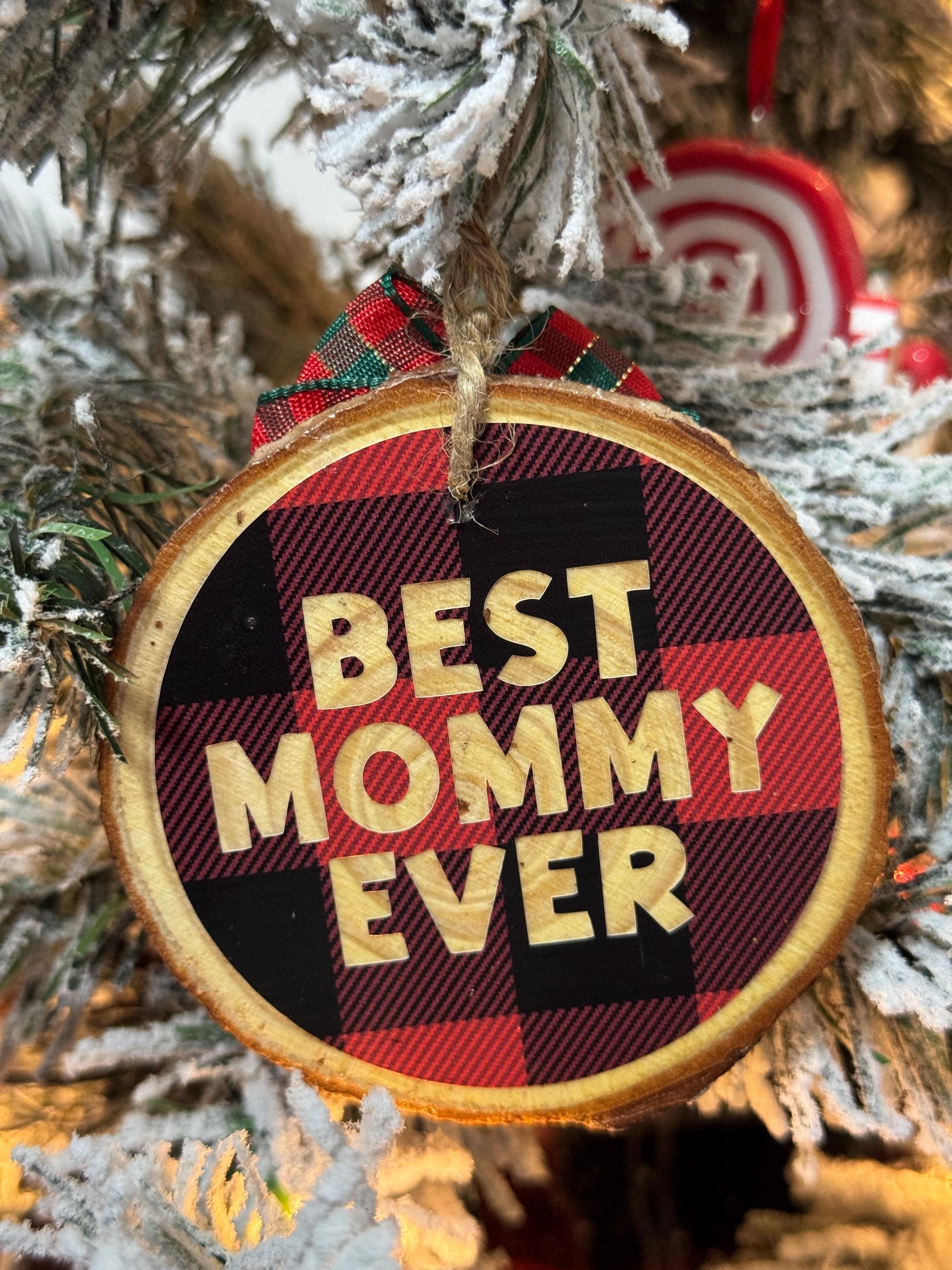 Handmade Mama Bear Woodcut Ornament - 'Best Mommy Ever' with Gingham Plaid, Perfect Gift for Mothers