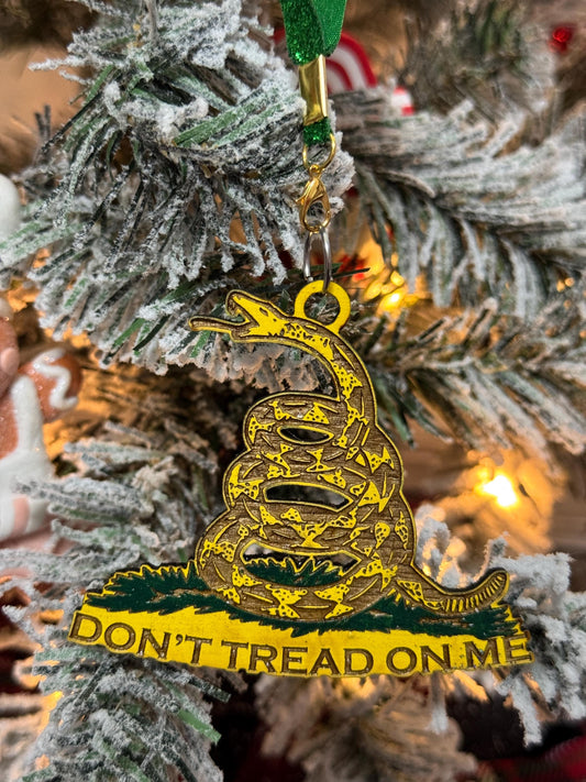Handmade 'Don't Tread on Me' Snake Ornament: Patriotic Christmas Decor
