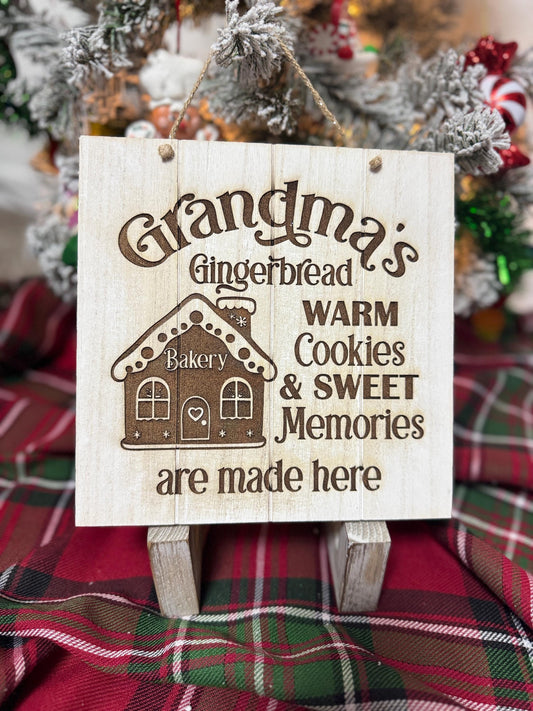 Customizable Grandma's Gingerbread Bakery Sign - Rustic Wooden Hanging Decor, Personalize with Any Name