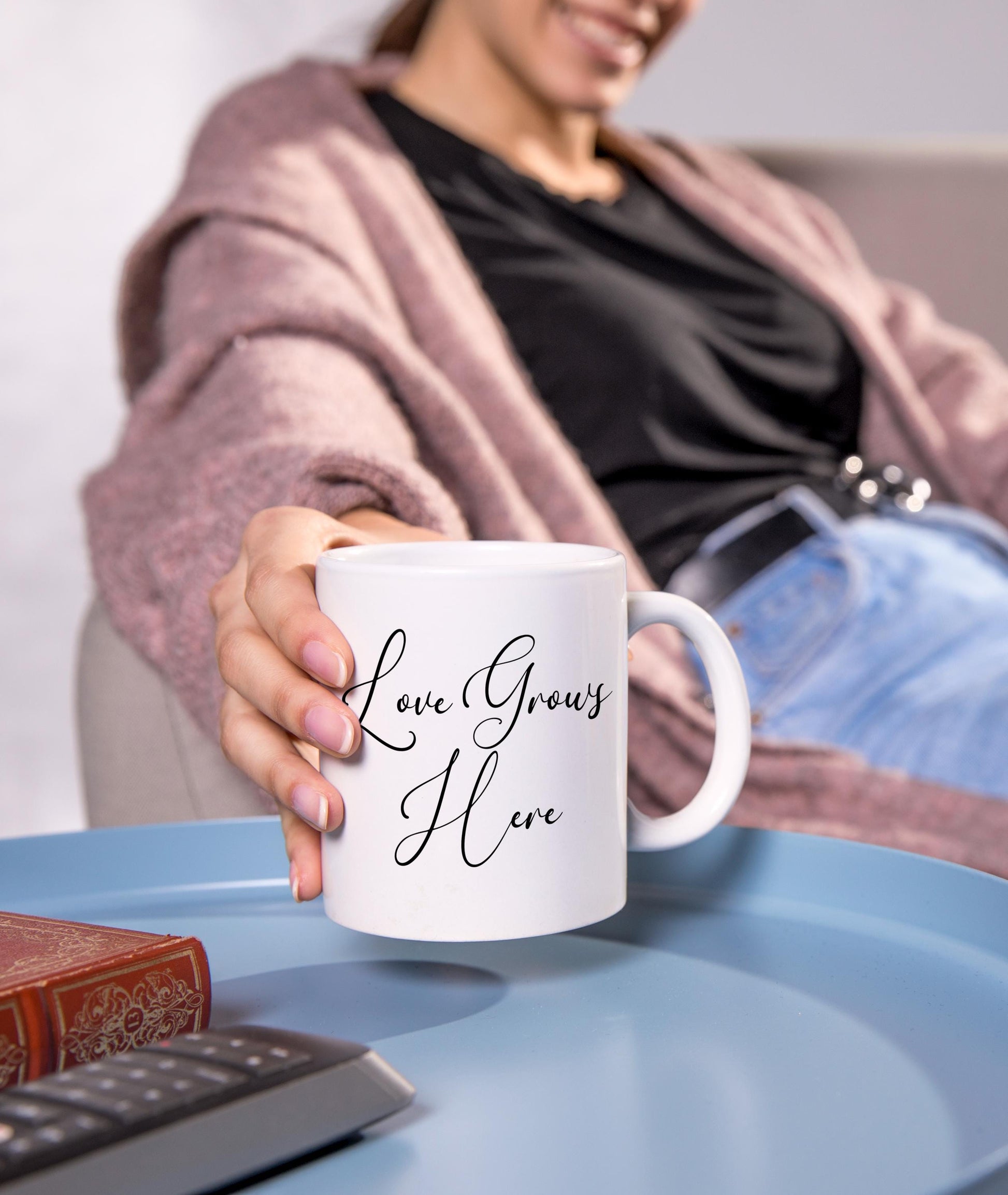Personalized Mama's Garden Mug: Birth Month Flower Watercolor Design