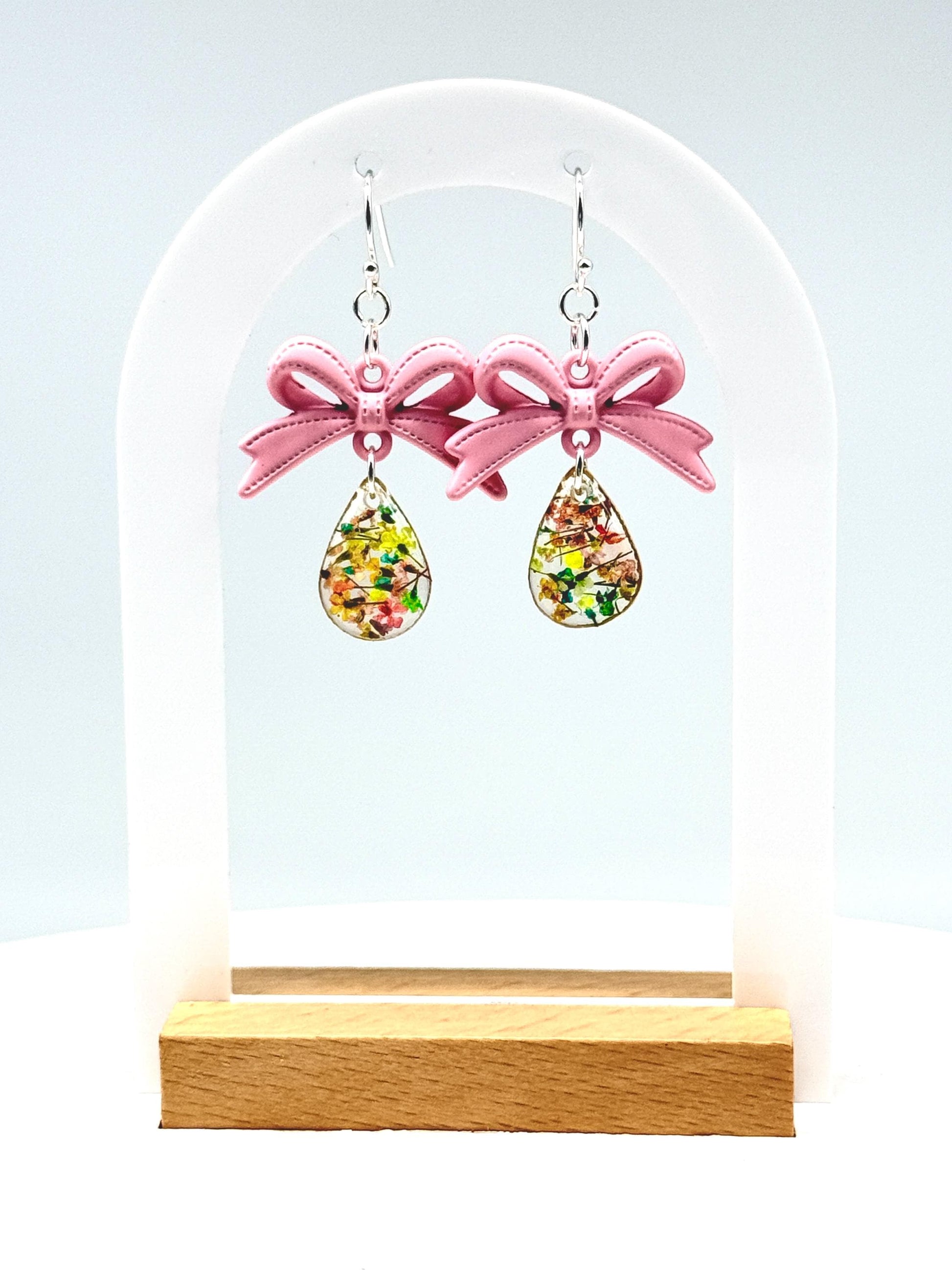 Handmade Bow & Real Floral Resin Teardrop Earrings – Pink Ribbon Charm with Real Flowers