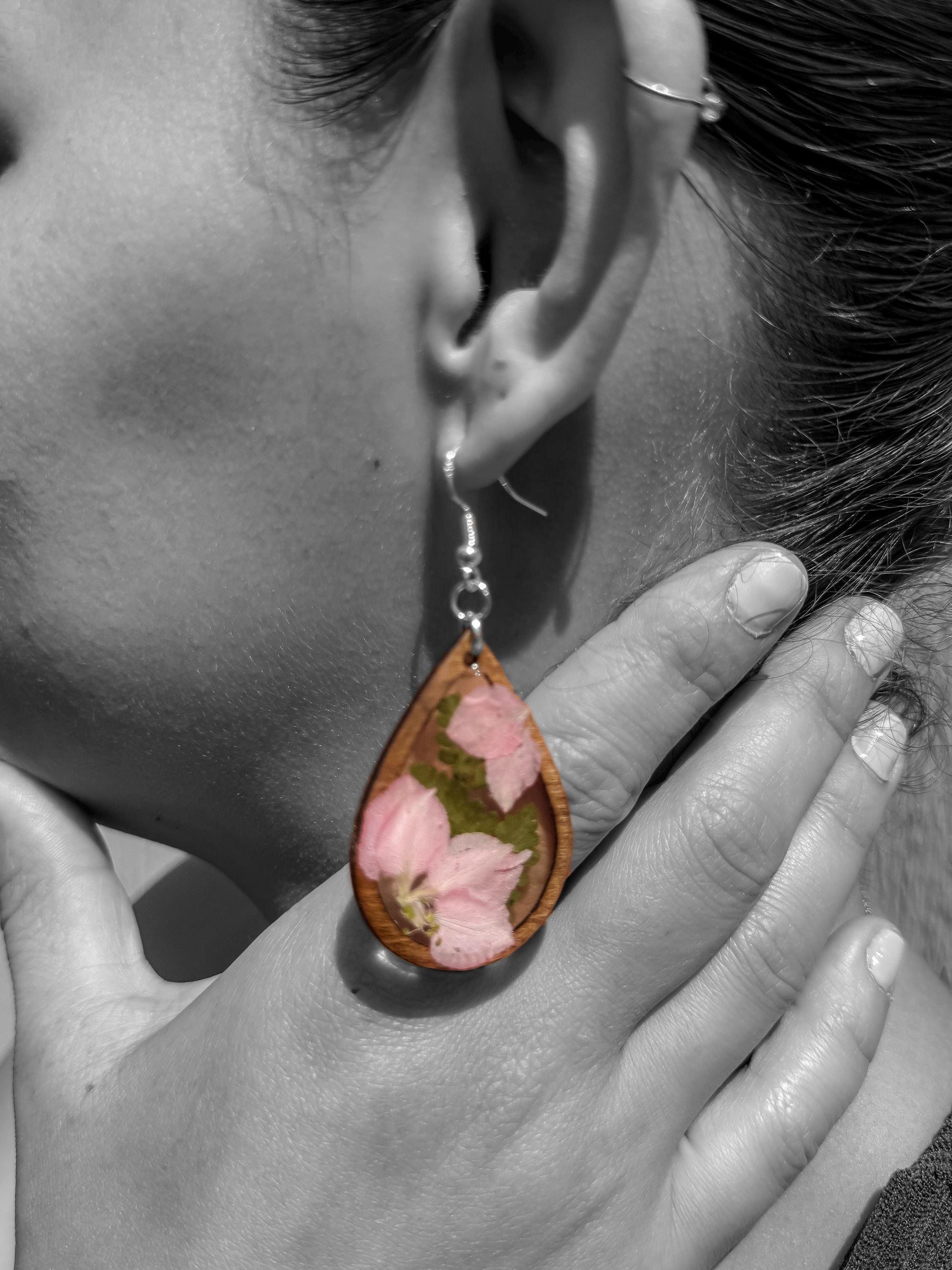 Pink Real Flower Resin & Wood Teardrop Earrings – Handmade Botanical Jewelry