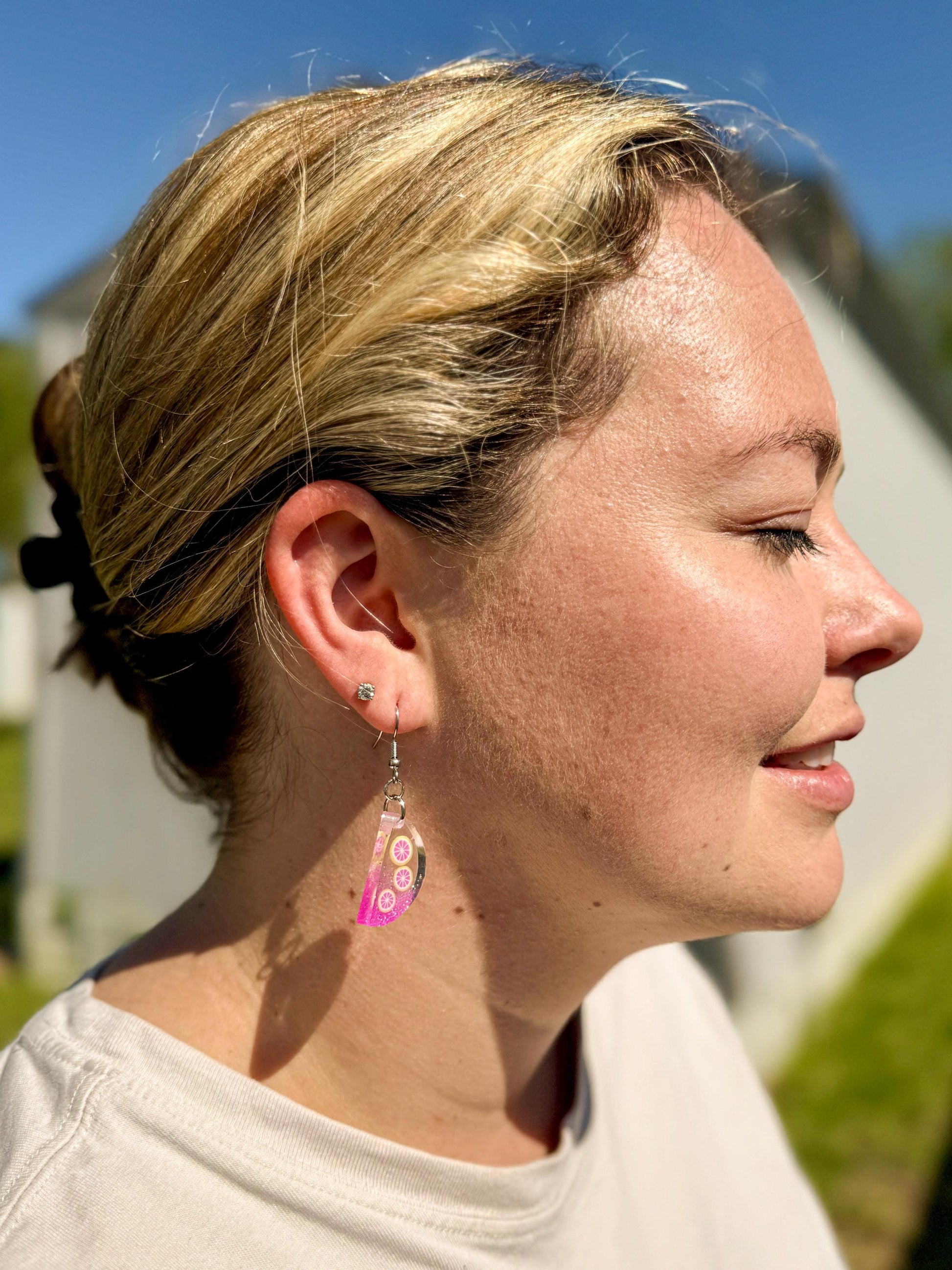 Handcrafted Pink Citrus Resin Earrings – Glittery Fruit Slice Dangles