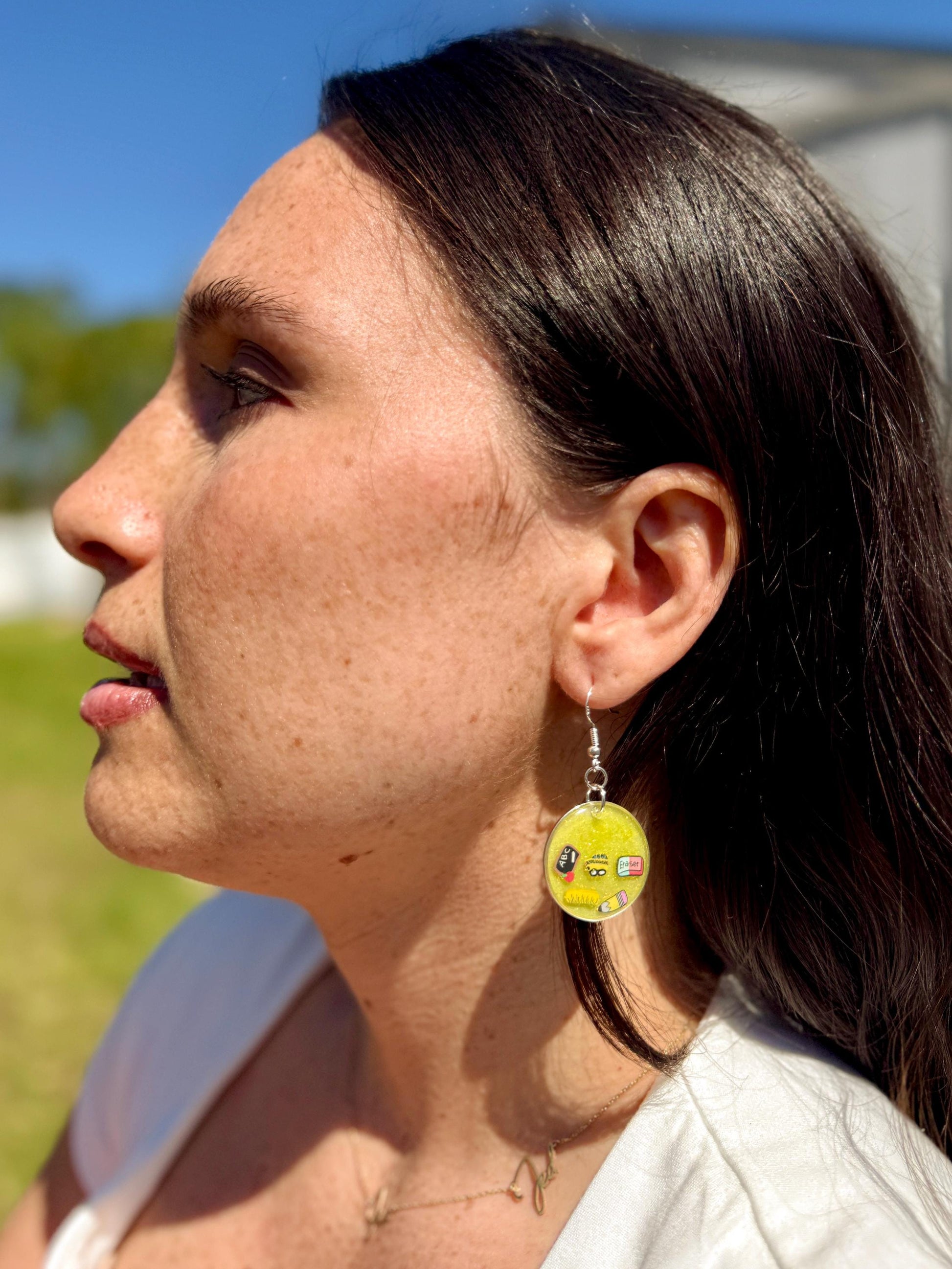 Cheerful Fun Teacher Appreciation Earrings – Sparkling Yellow Glitter & School Dangles