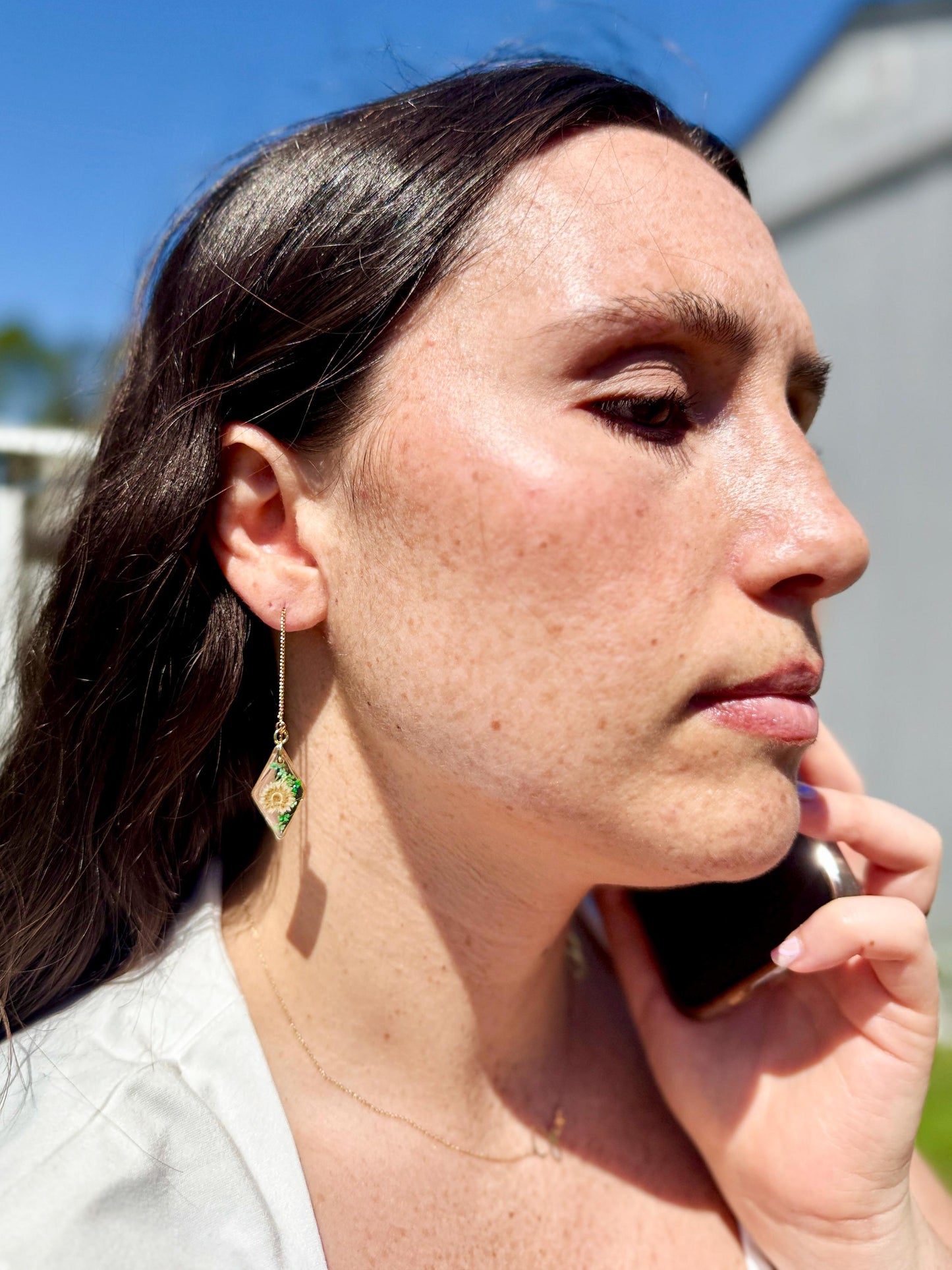 Handmade Diamond Resin Earrings: White Flowers, Gold Threader Chain