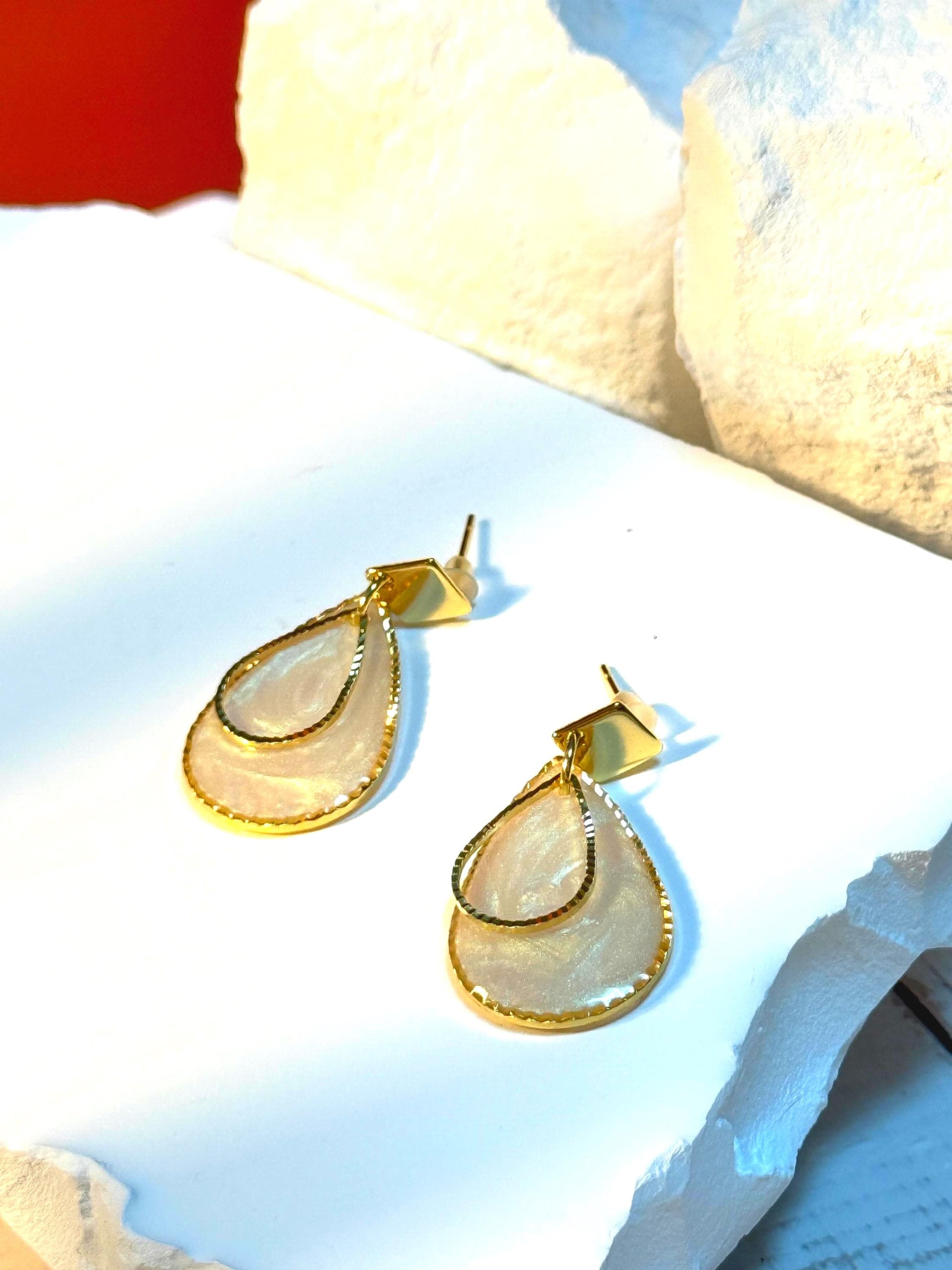 Gold Teardrop Pearl Resin Earrings: Handmade Bridal Dangle Jewelry