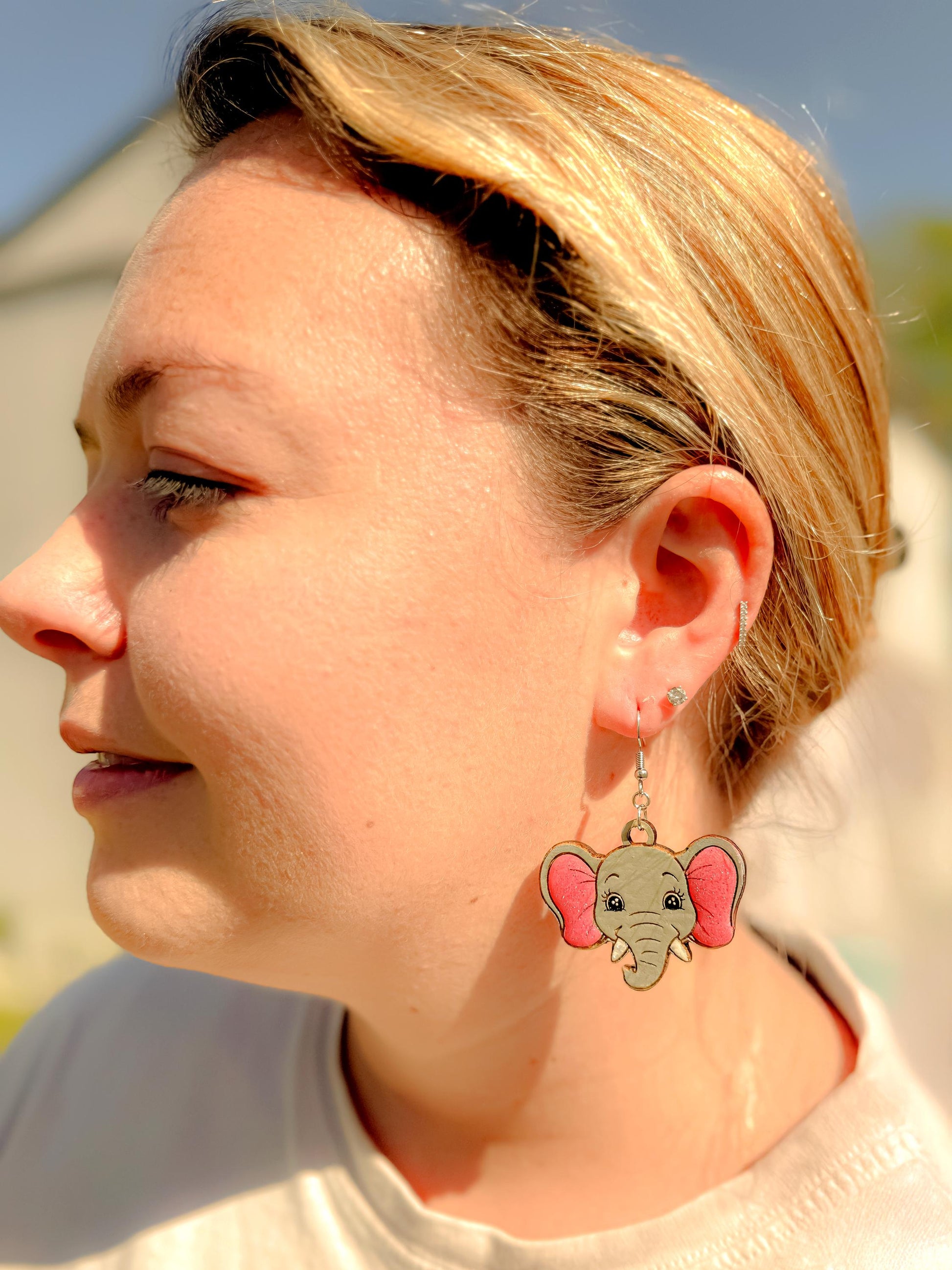 Handmade Elephant Woodcut Earrings – Engraved Detail with Glitter & Resin Pink Ears