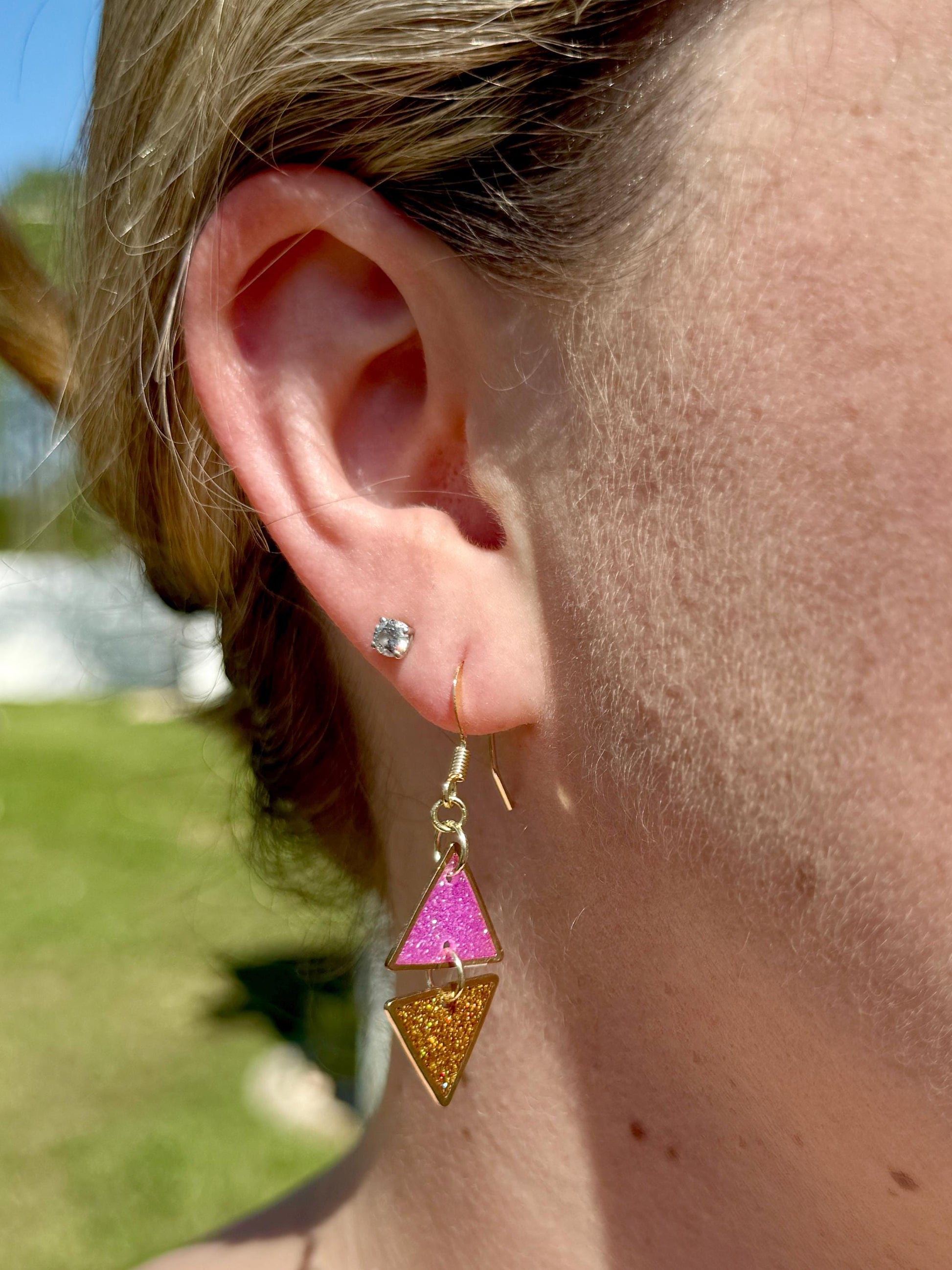 Handcrafted Resin Triangle Earrings – Pink & Gold Glitter, Modern Geometric Design