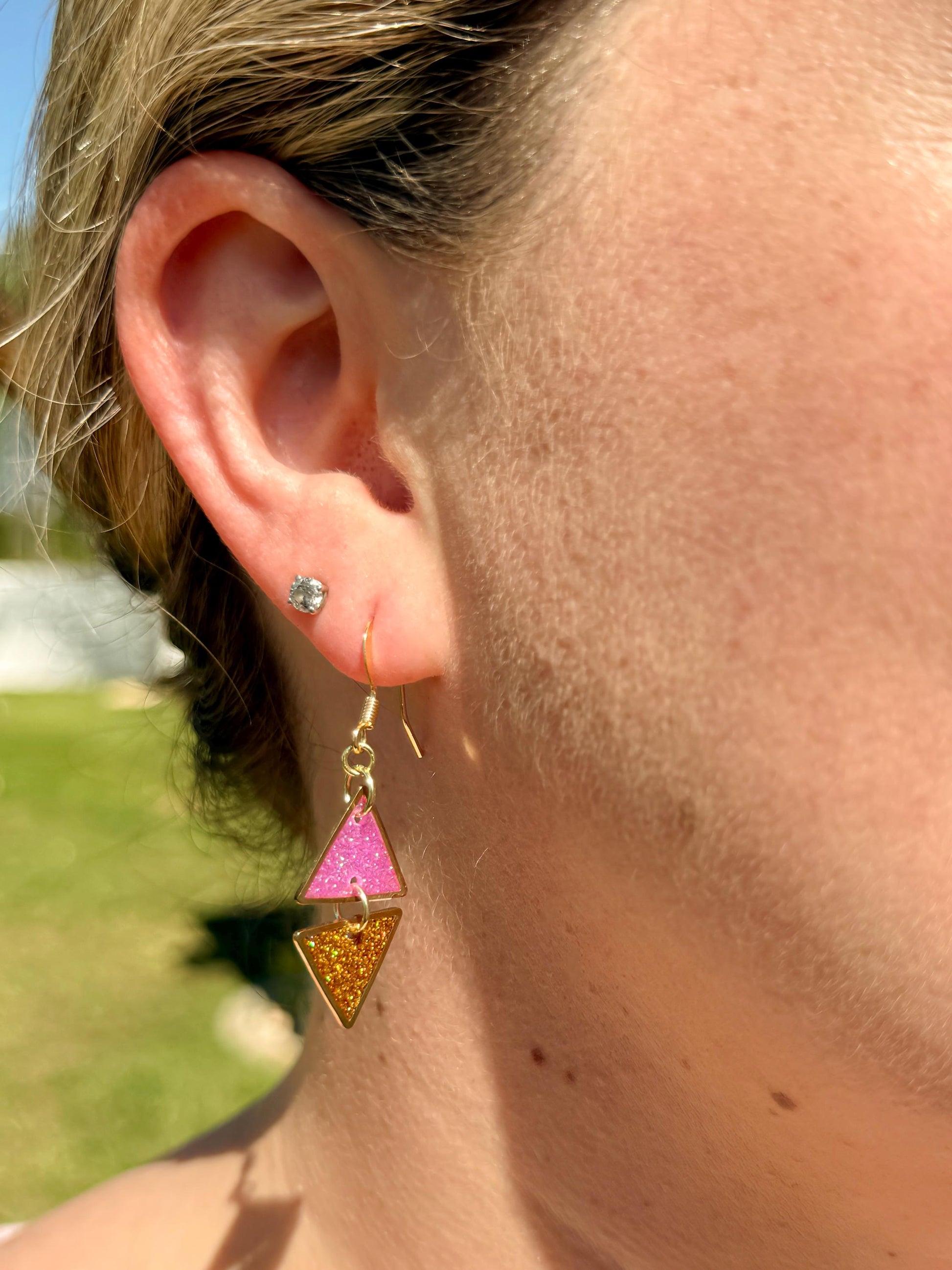 Handcrafted Resin Triangle Earrings – Pink & Gold Glitter, Modern Geometric Design
