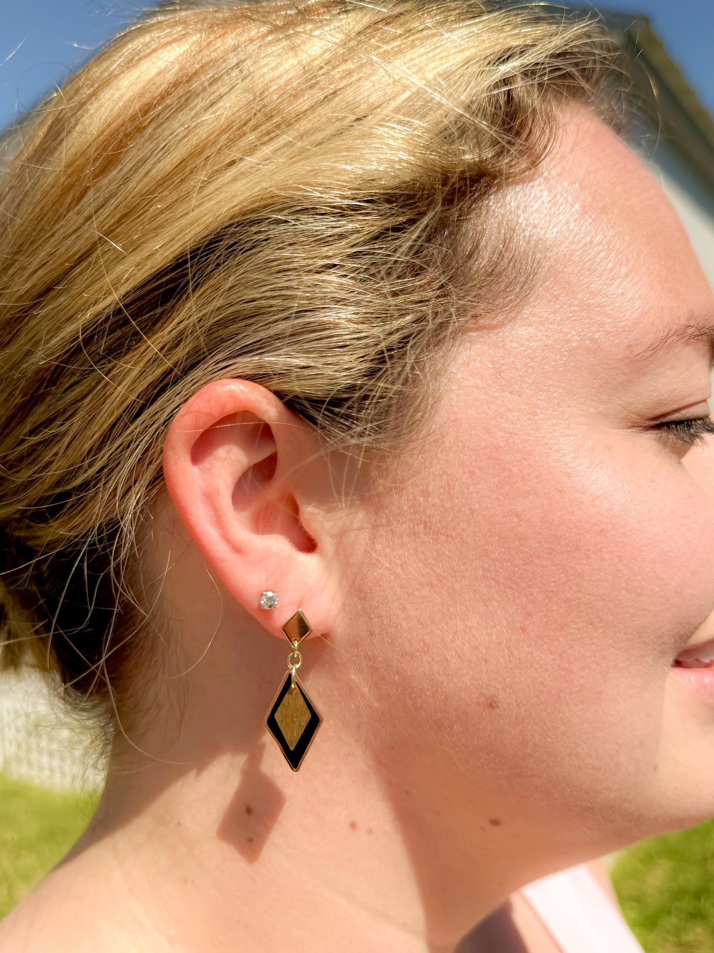 Handmade Black Resin & Gold Diamond Earrings – Modern Minimalist Style