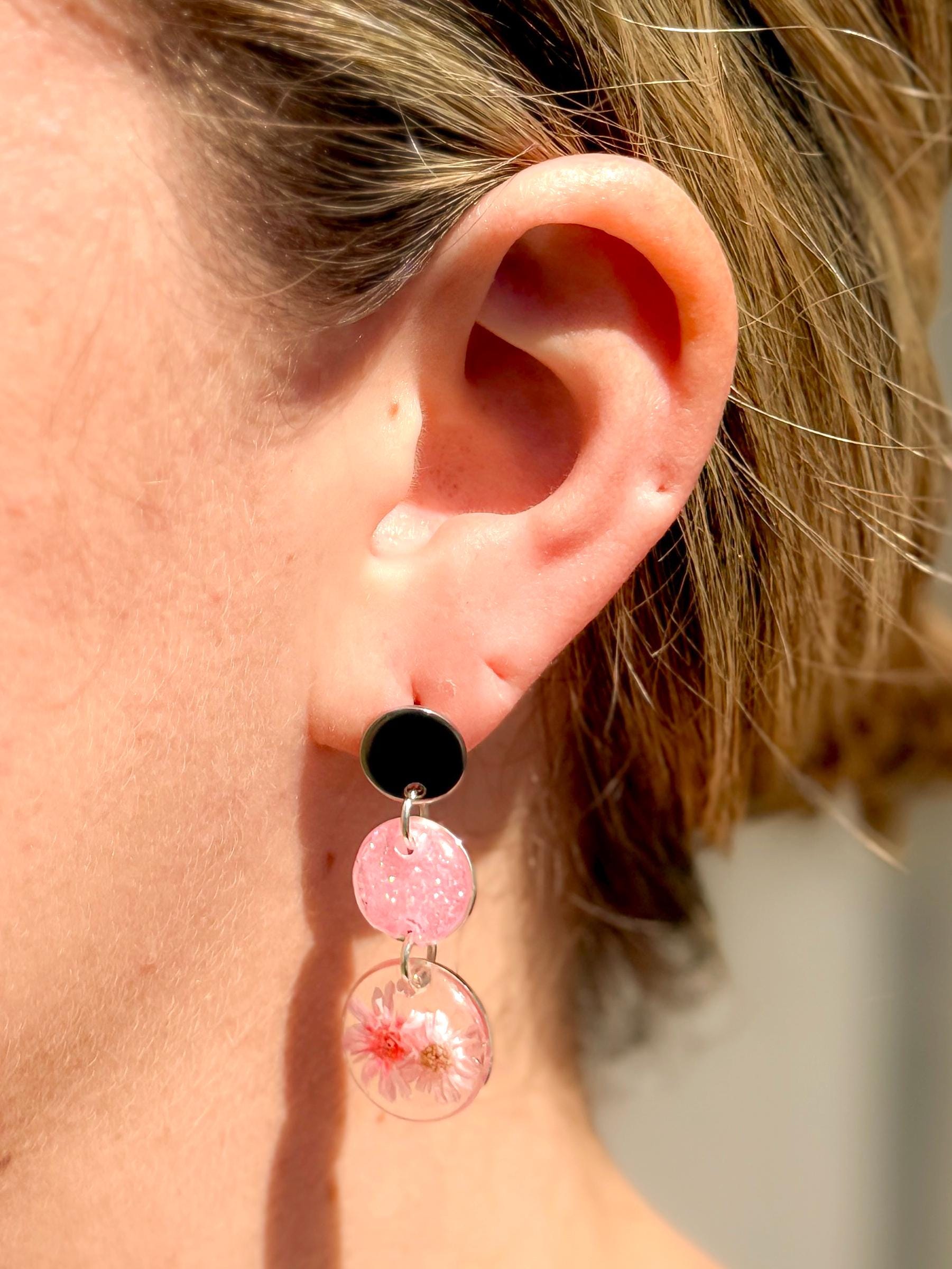 Tiny Dried Pressed Flowers Circle Earrings – Dainty Silver Studs with pink resin