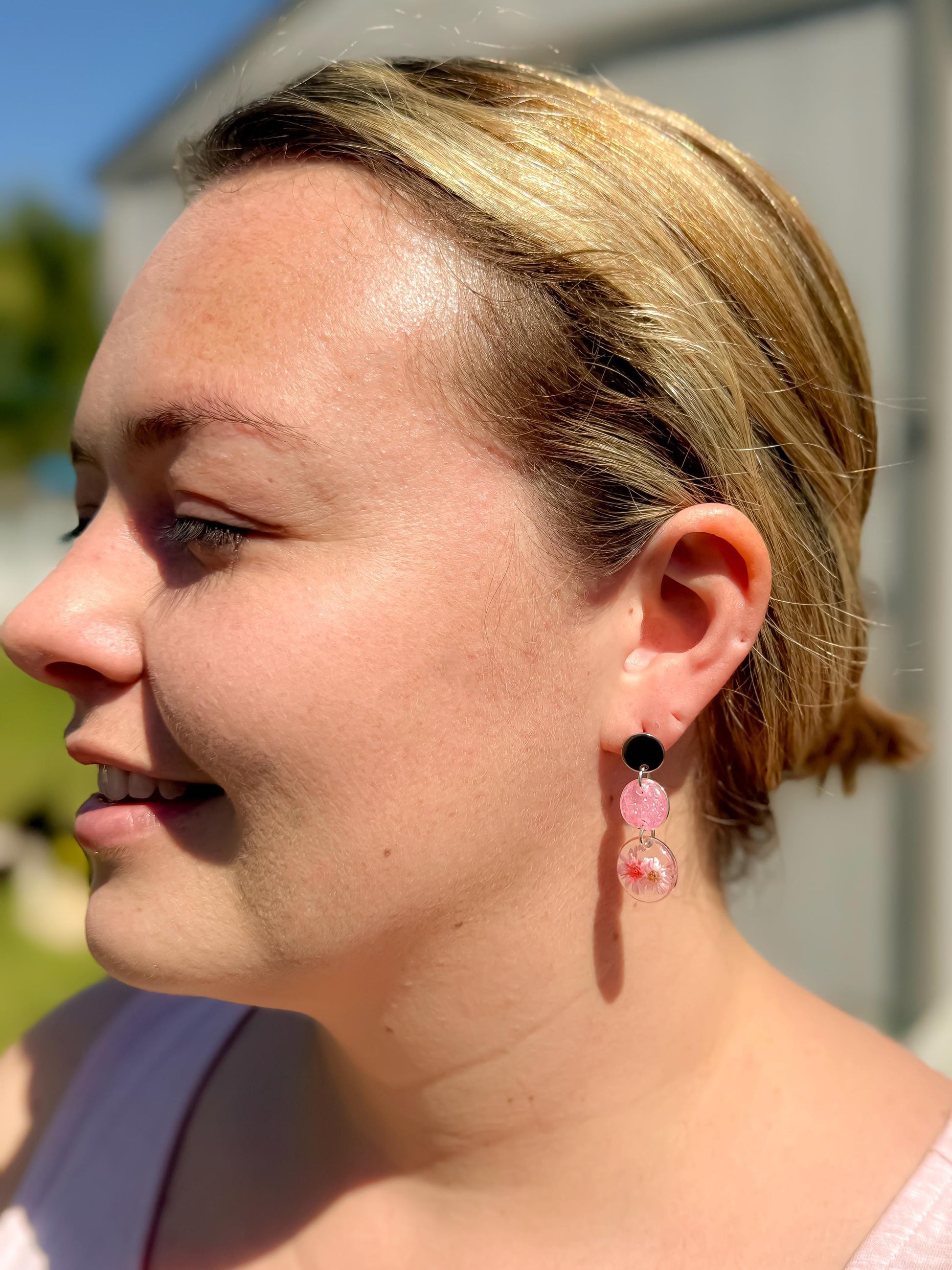 Tiny Dried Pressed Flowers Circle Earrings – Dainty Silver Studs with pink resin