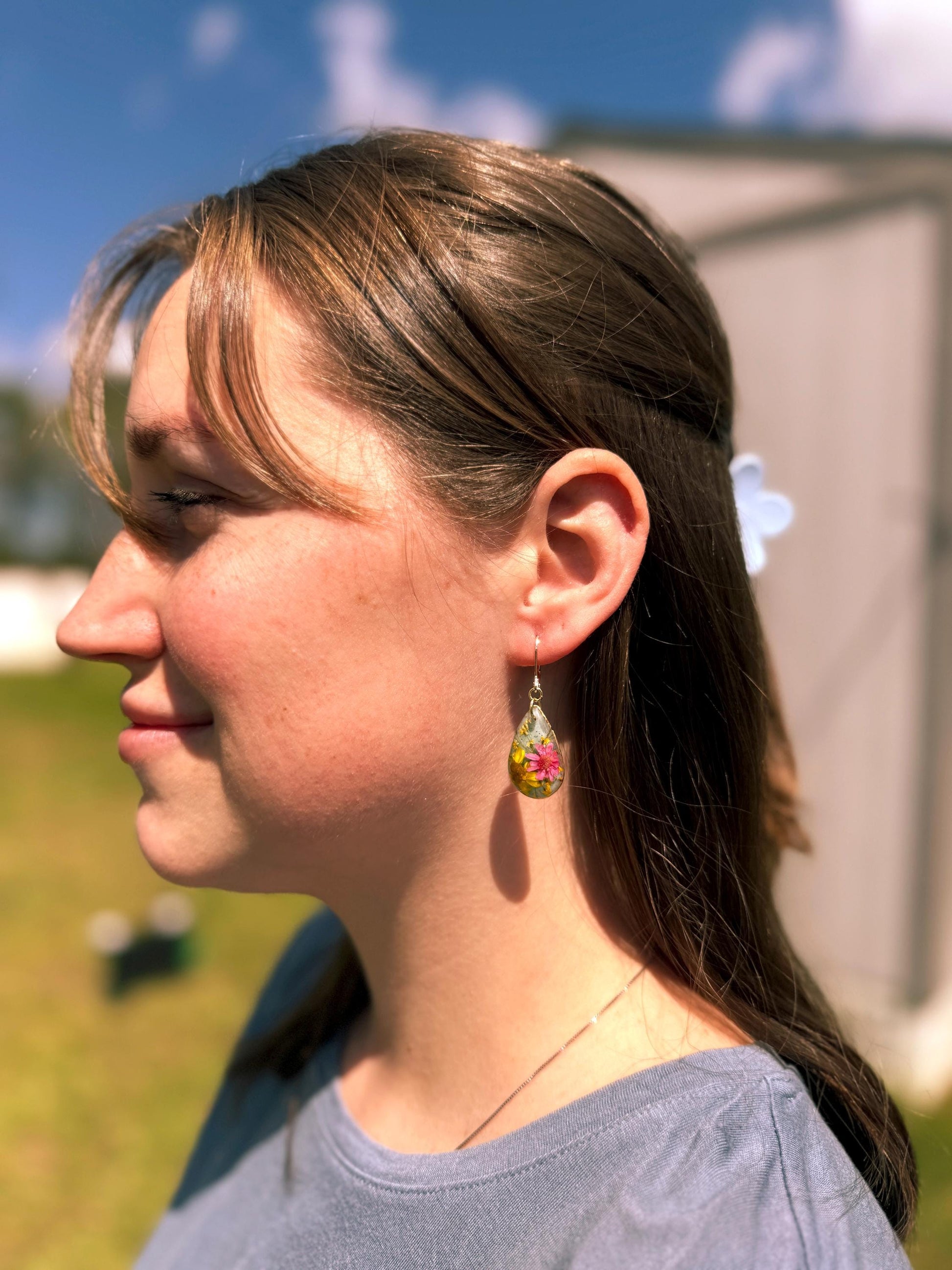 Real Daisy Resin Earrings: Gold Teardrop Dangle Botanical Jewelry
