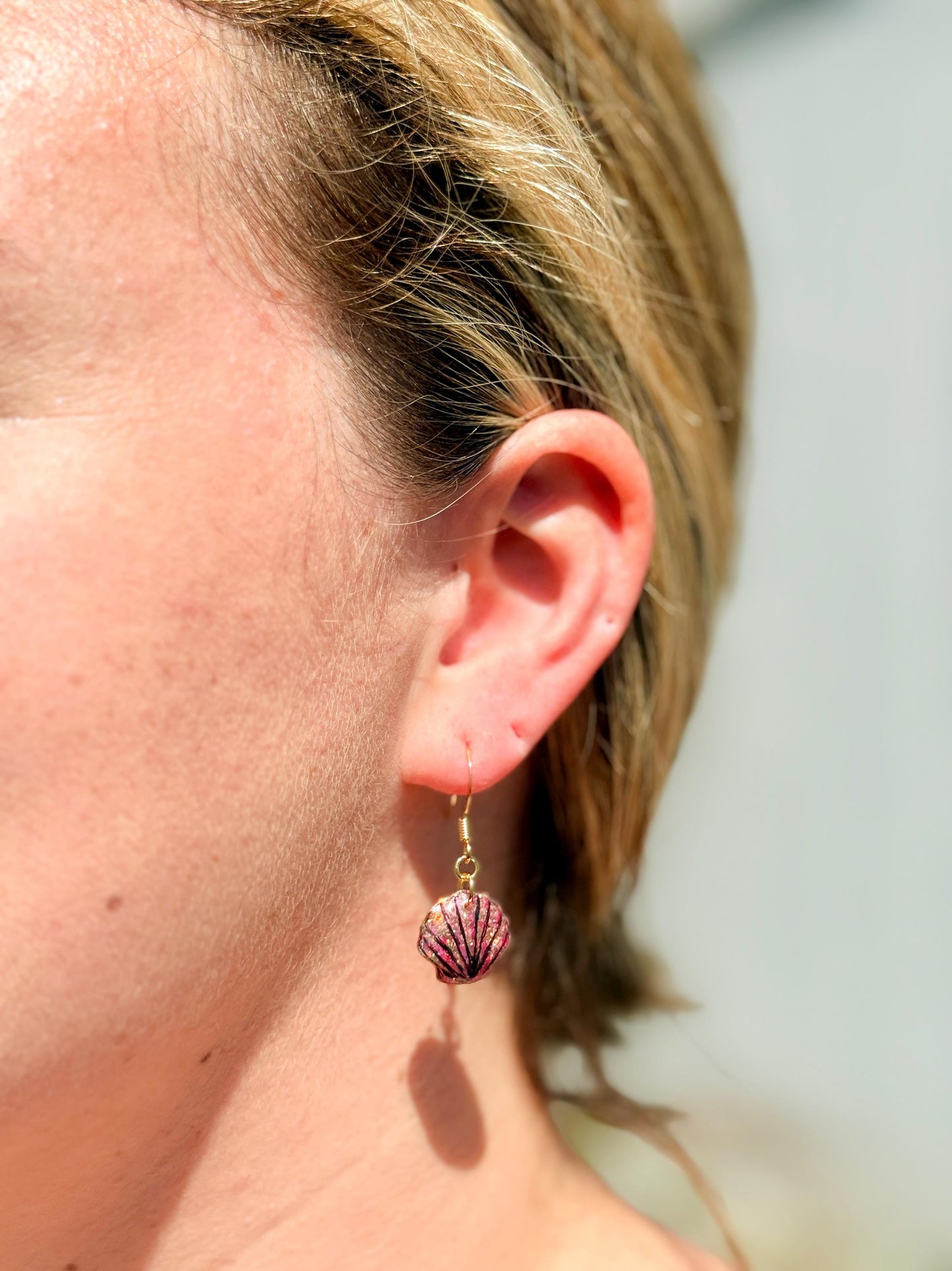 Glitter Resin Seashell Earrings: Hand-Painted Black Detail, Beach Jewelry