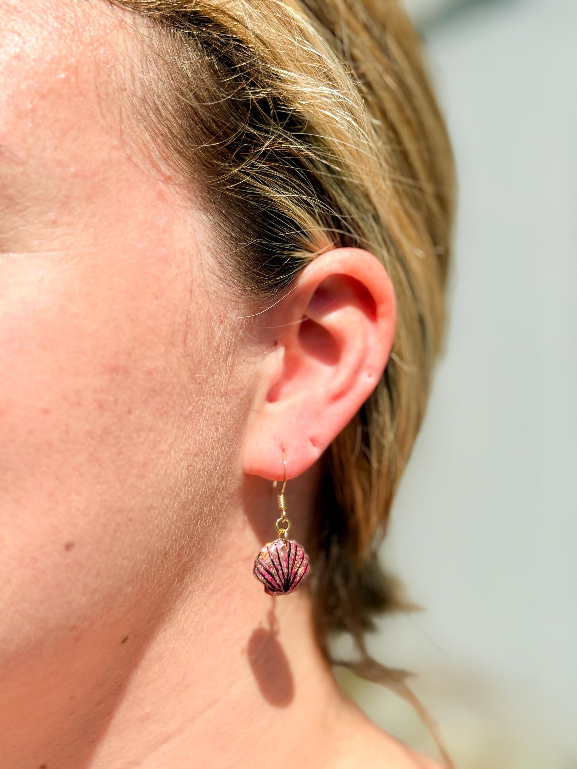 Glitter Resin Seashell Earrings: Hand-Painted Black Detail, Beach Jewelry