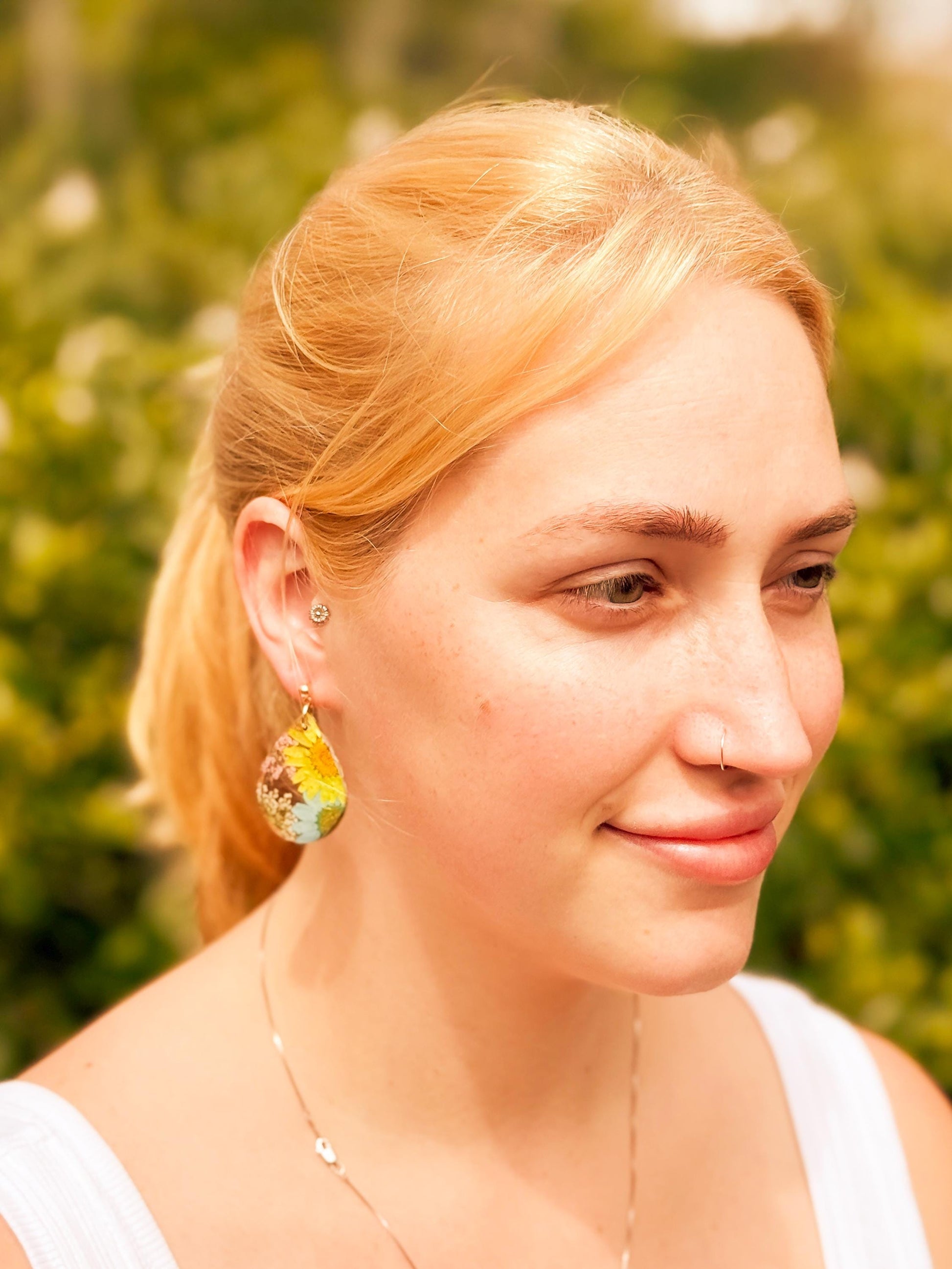 Teardrop Resin Wood Earrings: Real Pressed Sunflower & Daisy