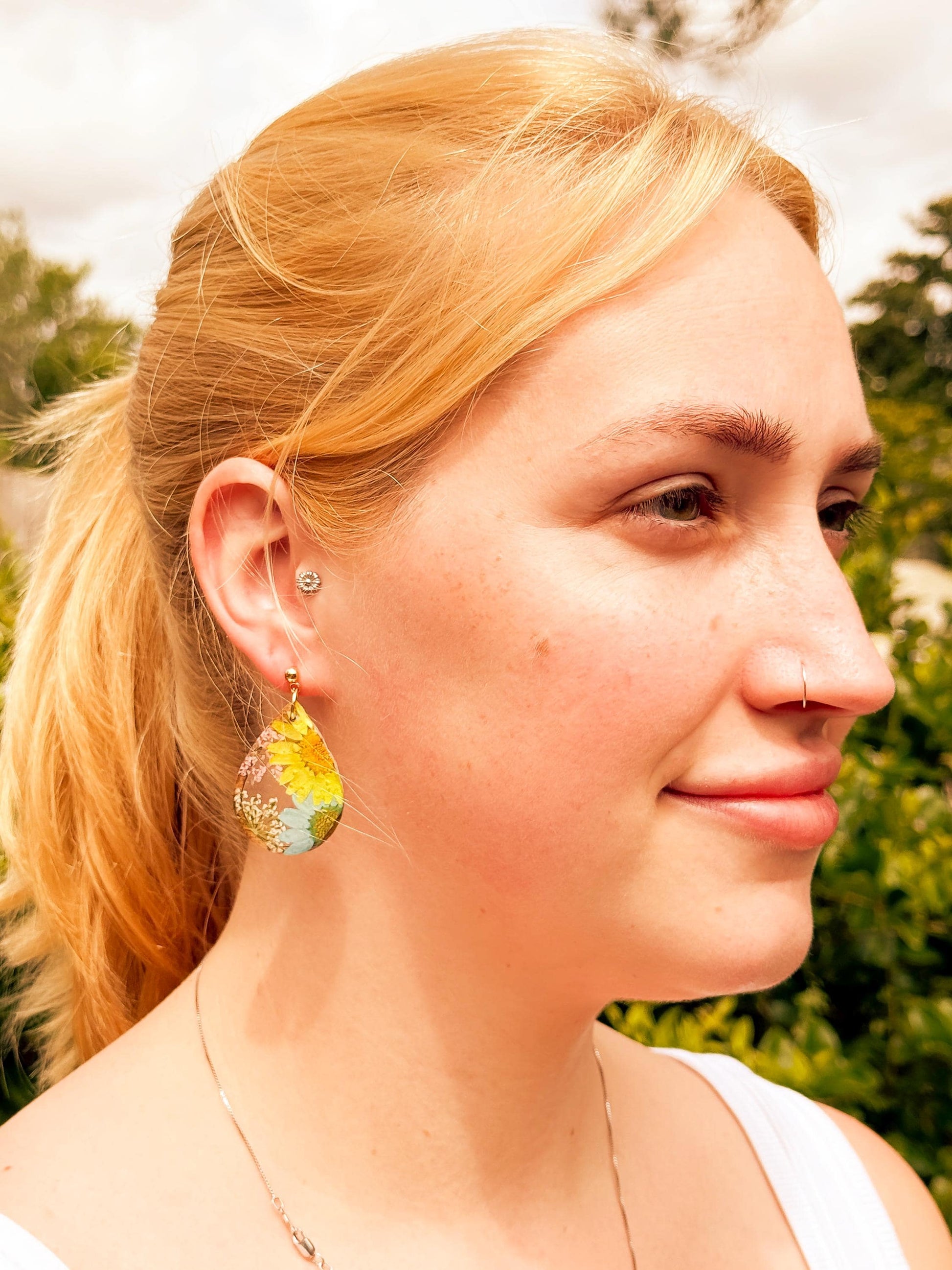 Teardrop Resin Wood Earrings: Real Pressed Sunflower & Daisy