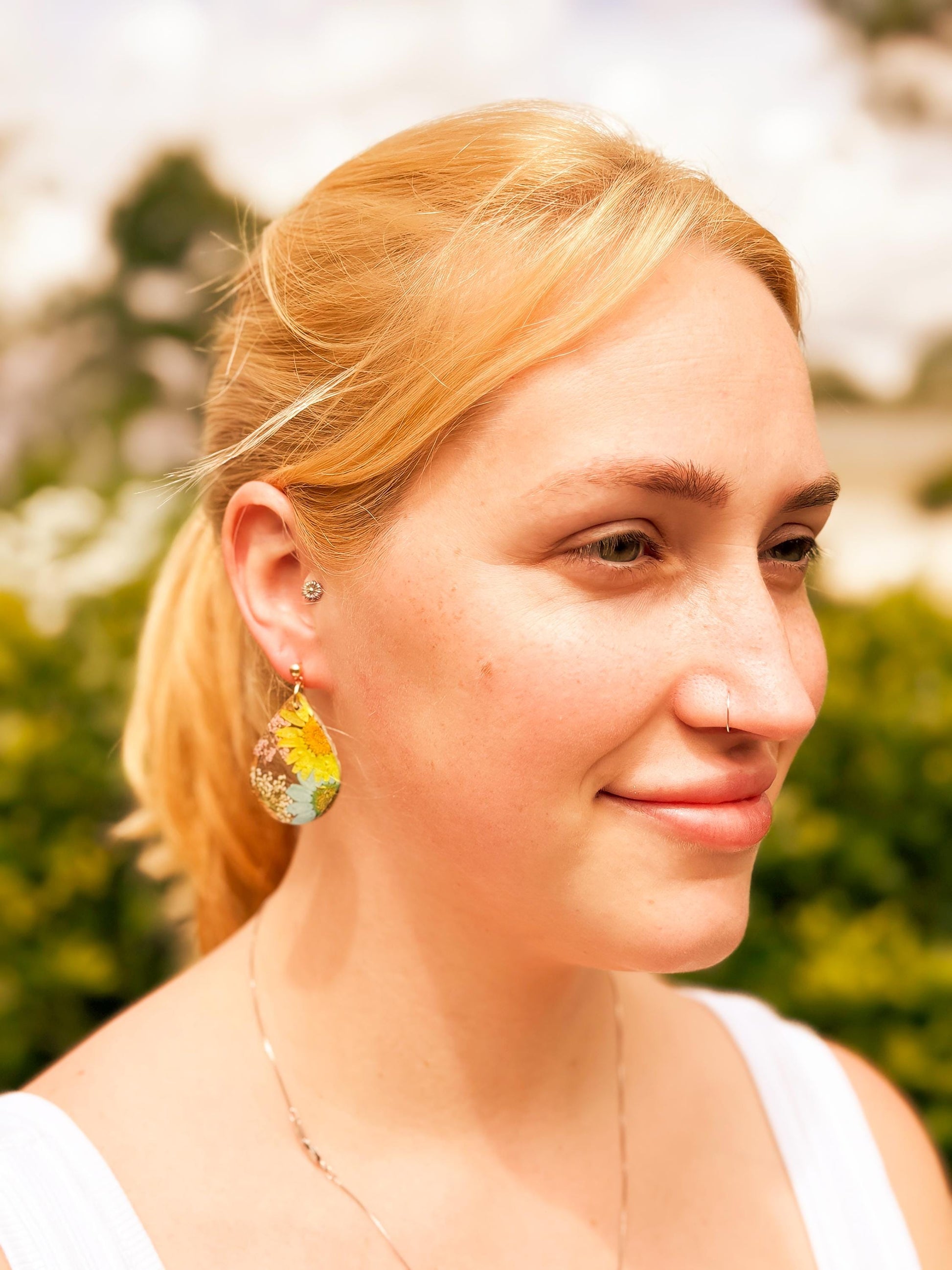 Teardrop Resin Wood Earrings: Real Pressed Sunflower & Daisy