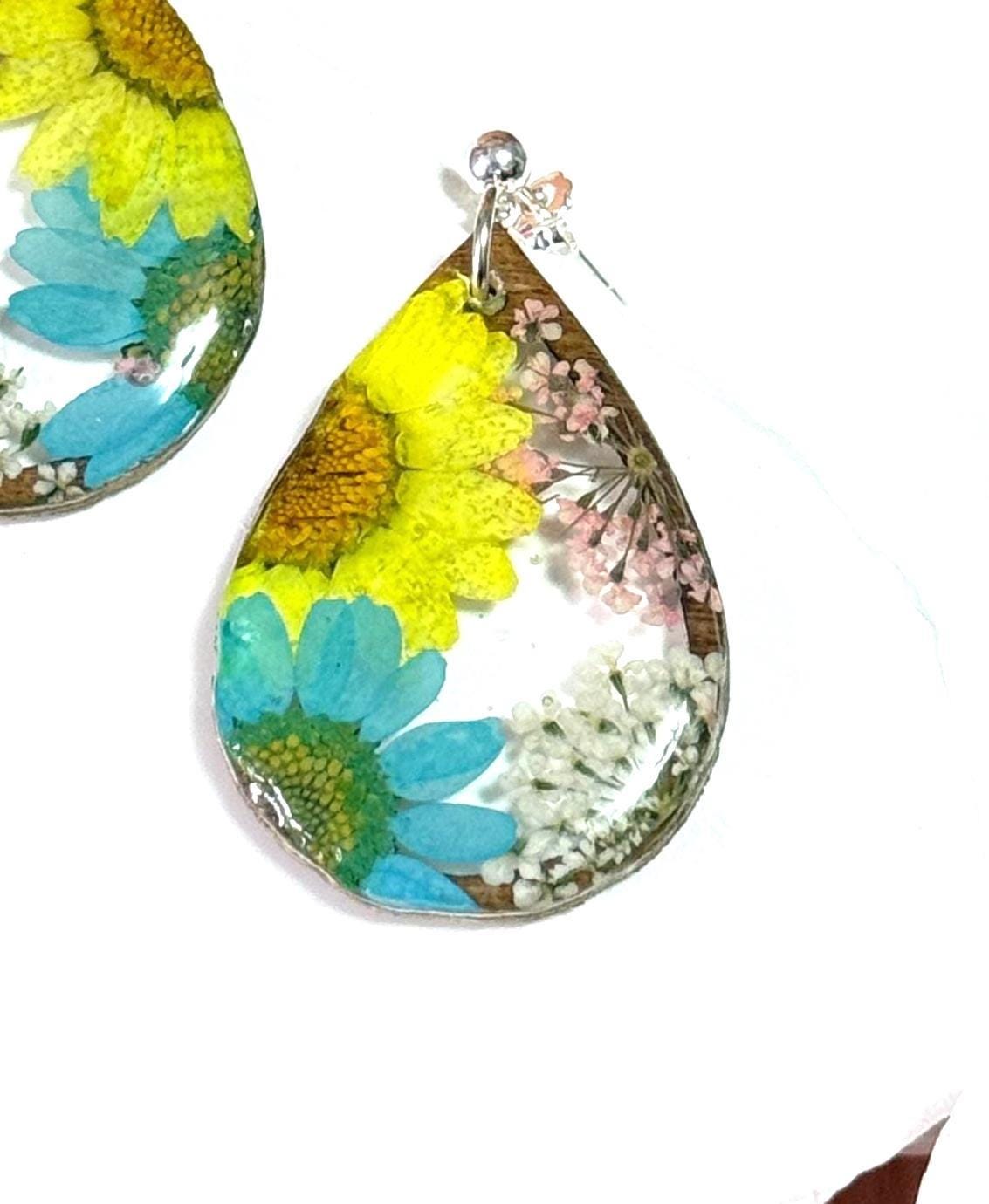Teardrop Resin Wood Earrings: Real Pressed Sunflower & Daisy