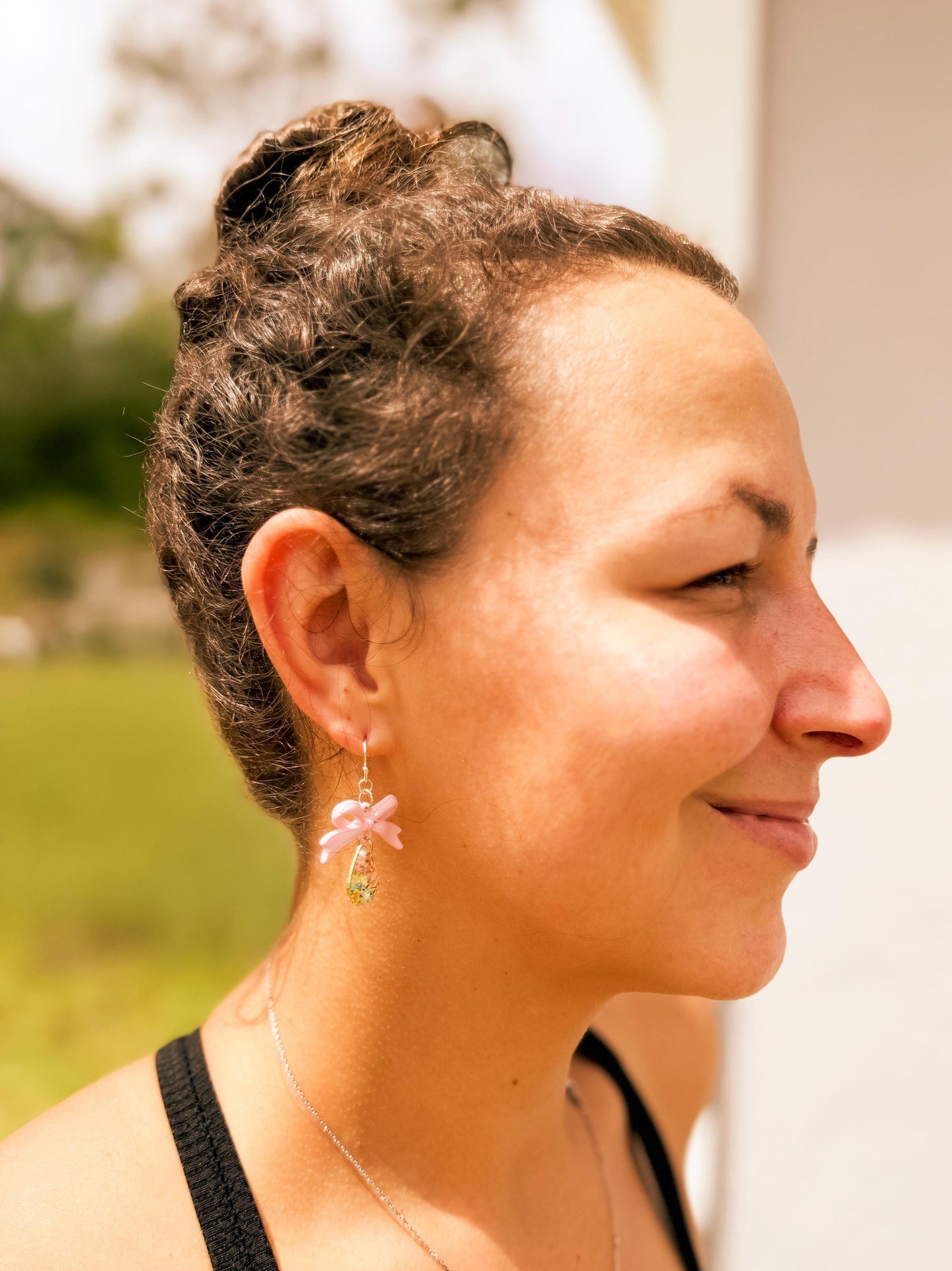 Handmade Bow & Real Floral Resin Teardrop Earrings – Pink Ribbon Charm with Real Flowers