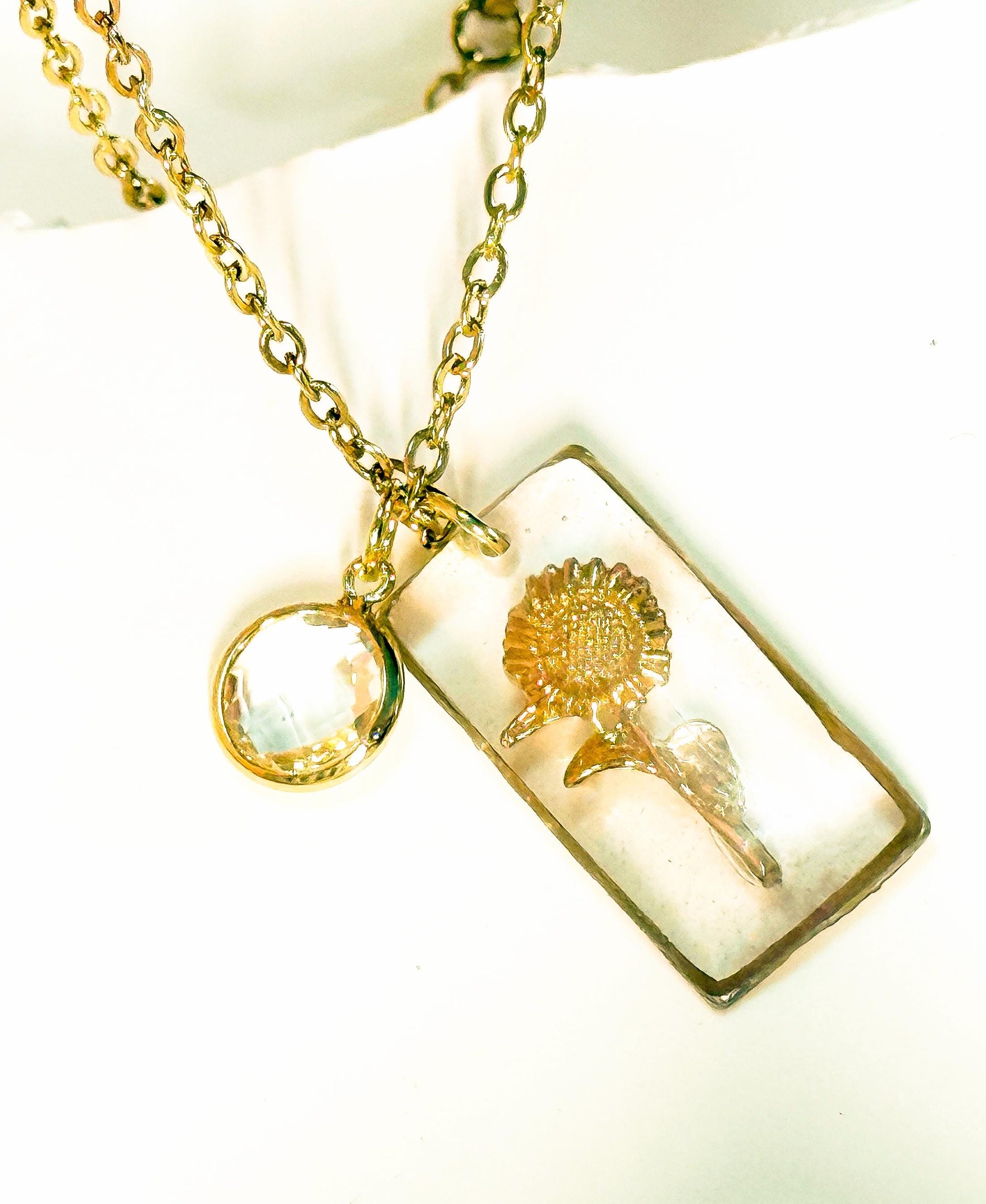Birth flower necklace, floral necklace – Custom Resin & Gold-tone Charm • Optional Birthstone • Any Month