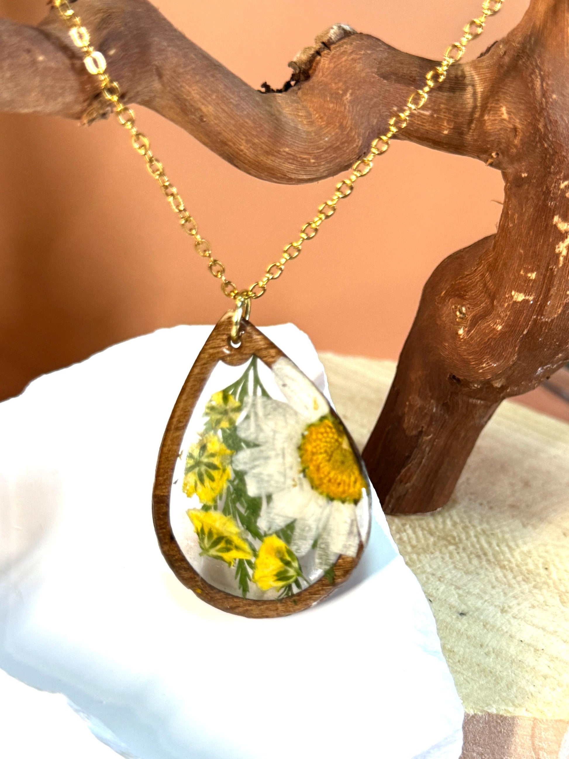 Real Daisy Teardrop Necklace: Resin Pendant, Wood Frame, Gold Chain or Leather Cord