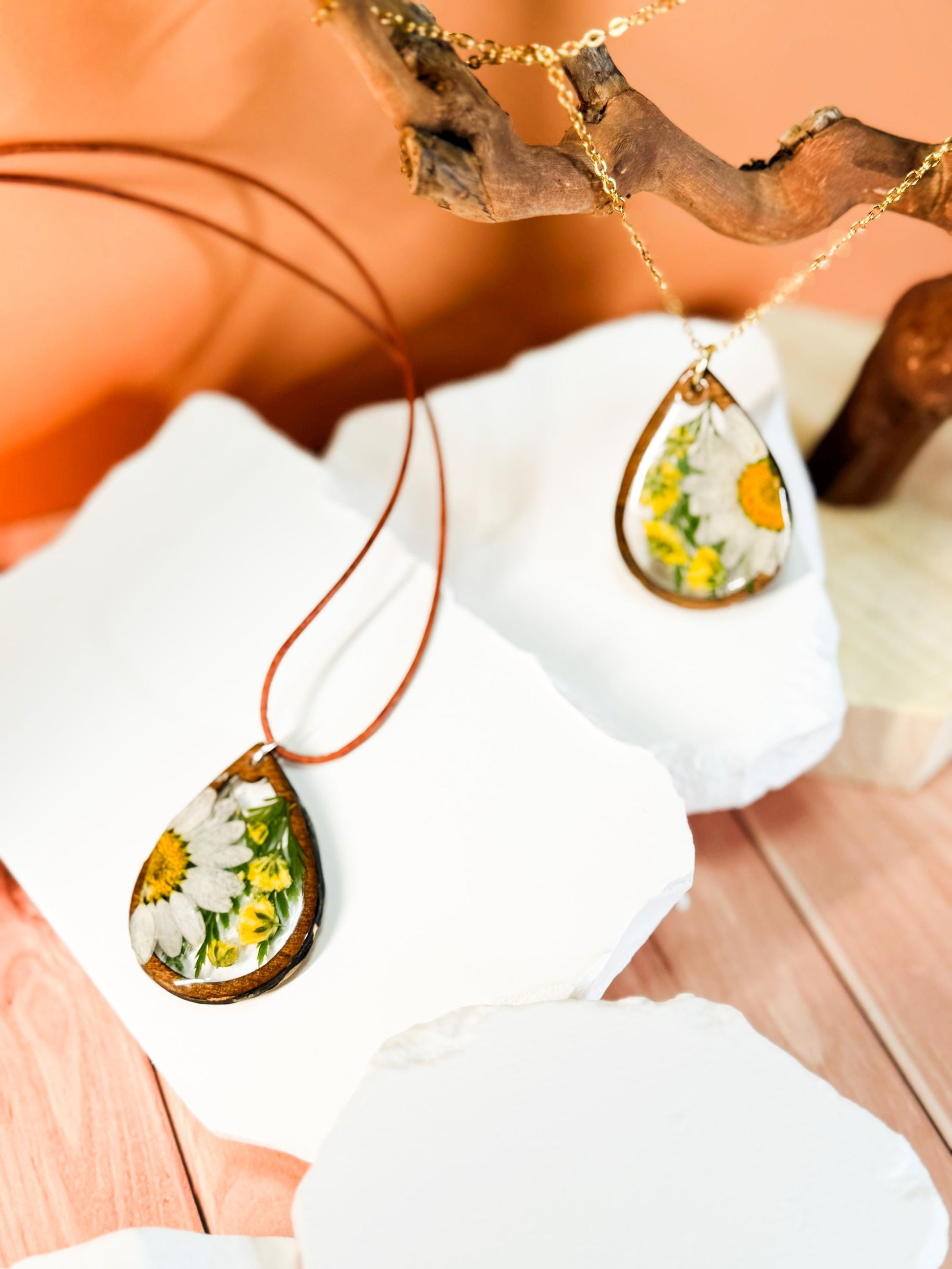 Real Daisy Teardrop Necklace: Resin Pendant, Wood Frame, Gold Chain or Leather Cord