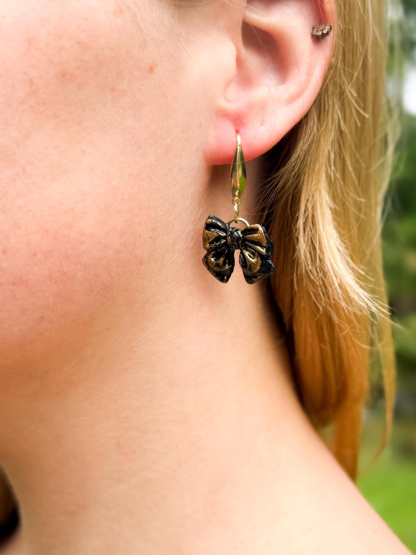 Black & Gold Bow Earrings: Gothic-Glam Polymer Clay Jewelry