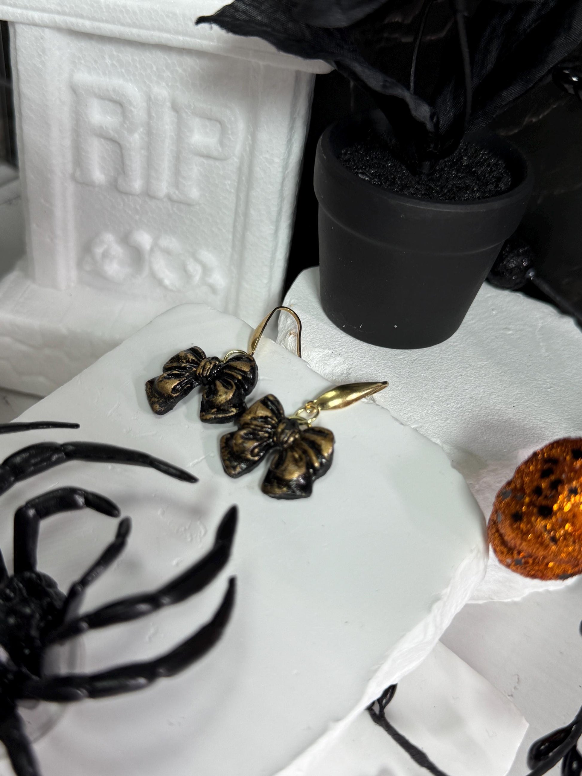 Black & Gold Bow Earrings: Gothic-Glam Polymer Clay Jewelry