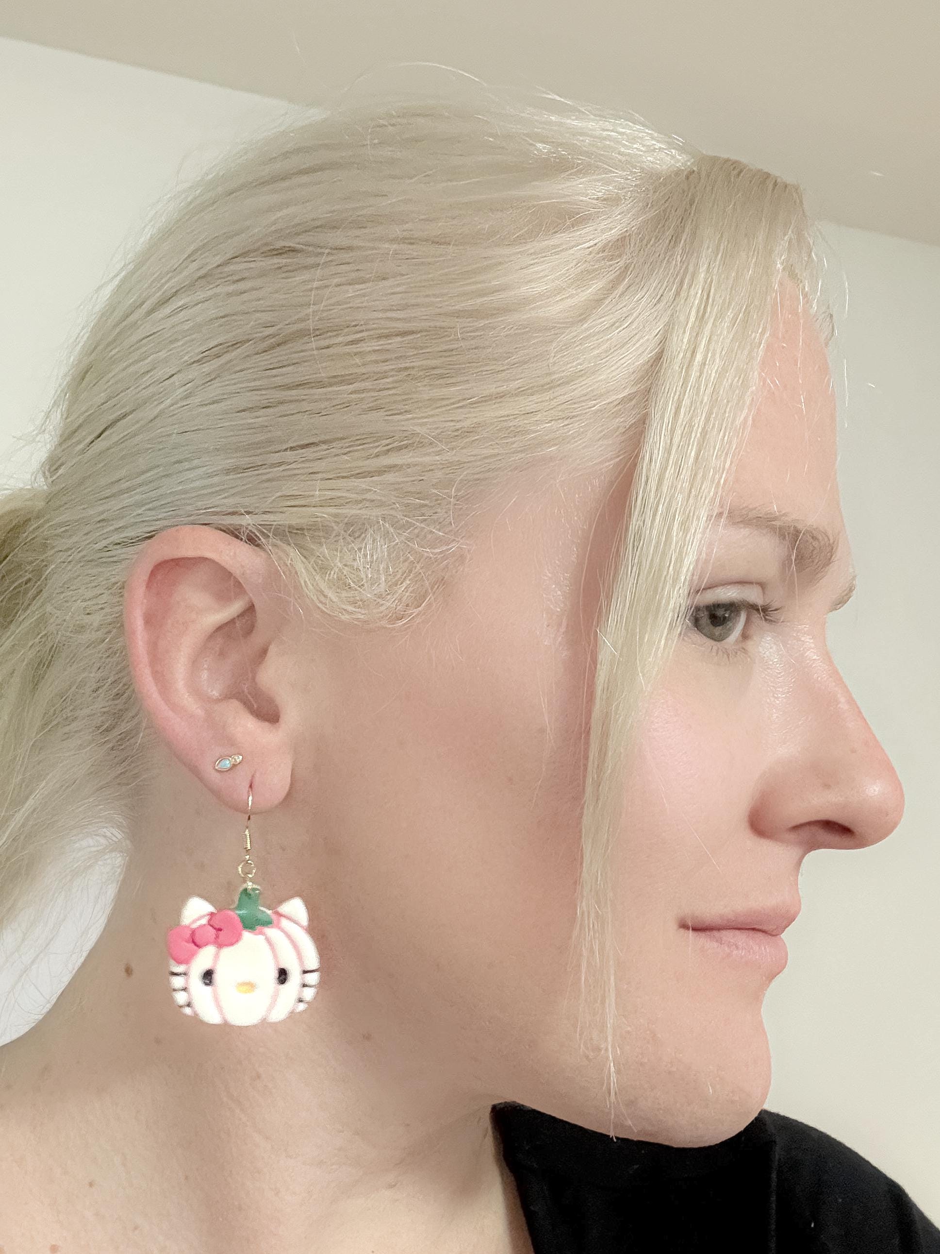 Pumpkin Kawaii Kitty Polymer Clay Earrings — Fall & Halloween