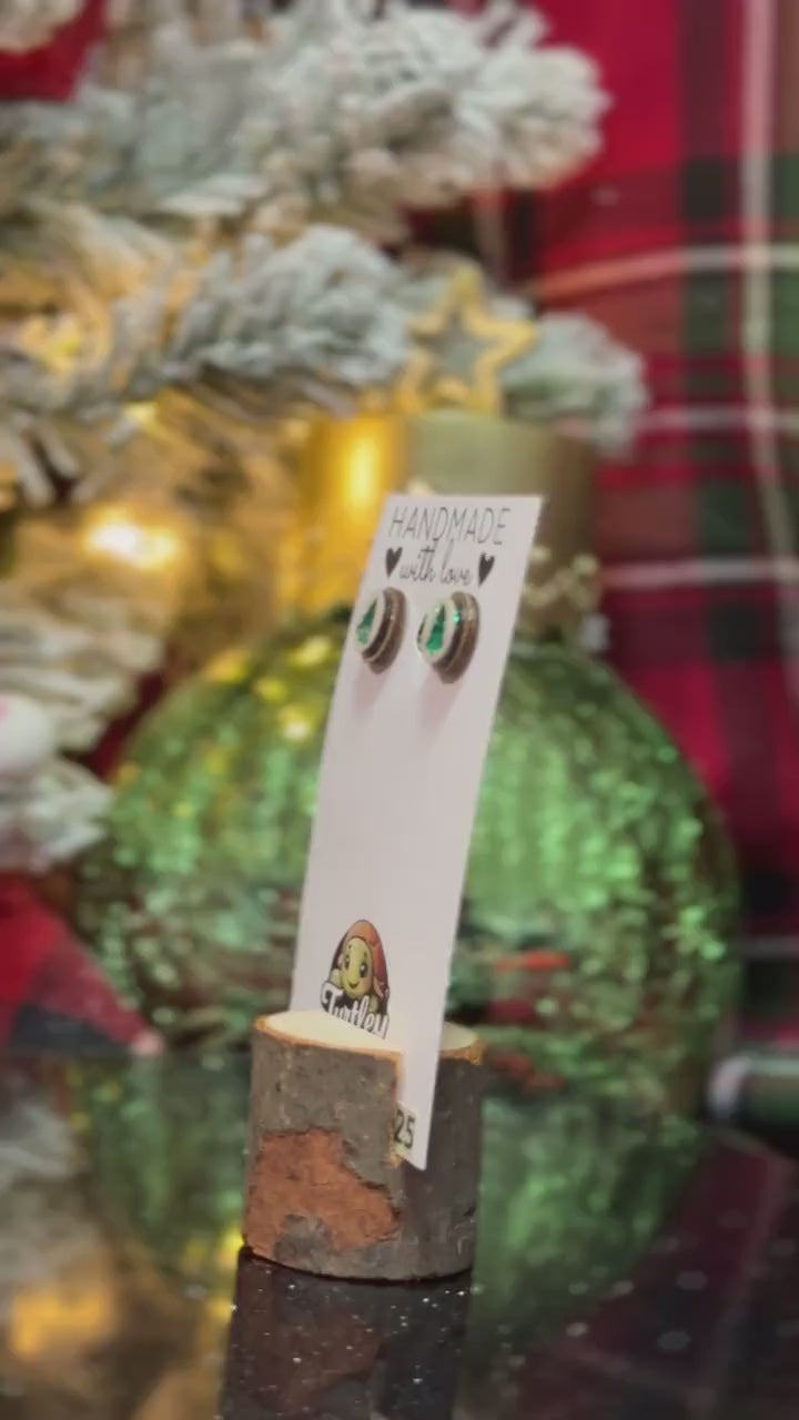Handmade Christmas Tree Earrings: Festive Holiday Jewelry