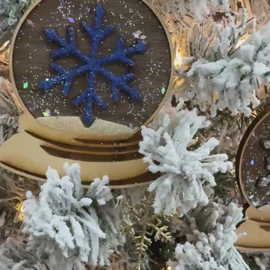 Rustic Wood Snowflake Snow Globe Ornament: Glitter Christmas Decor
