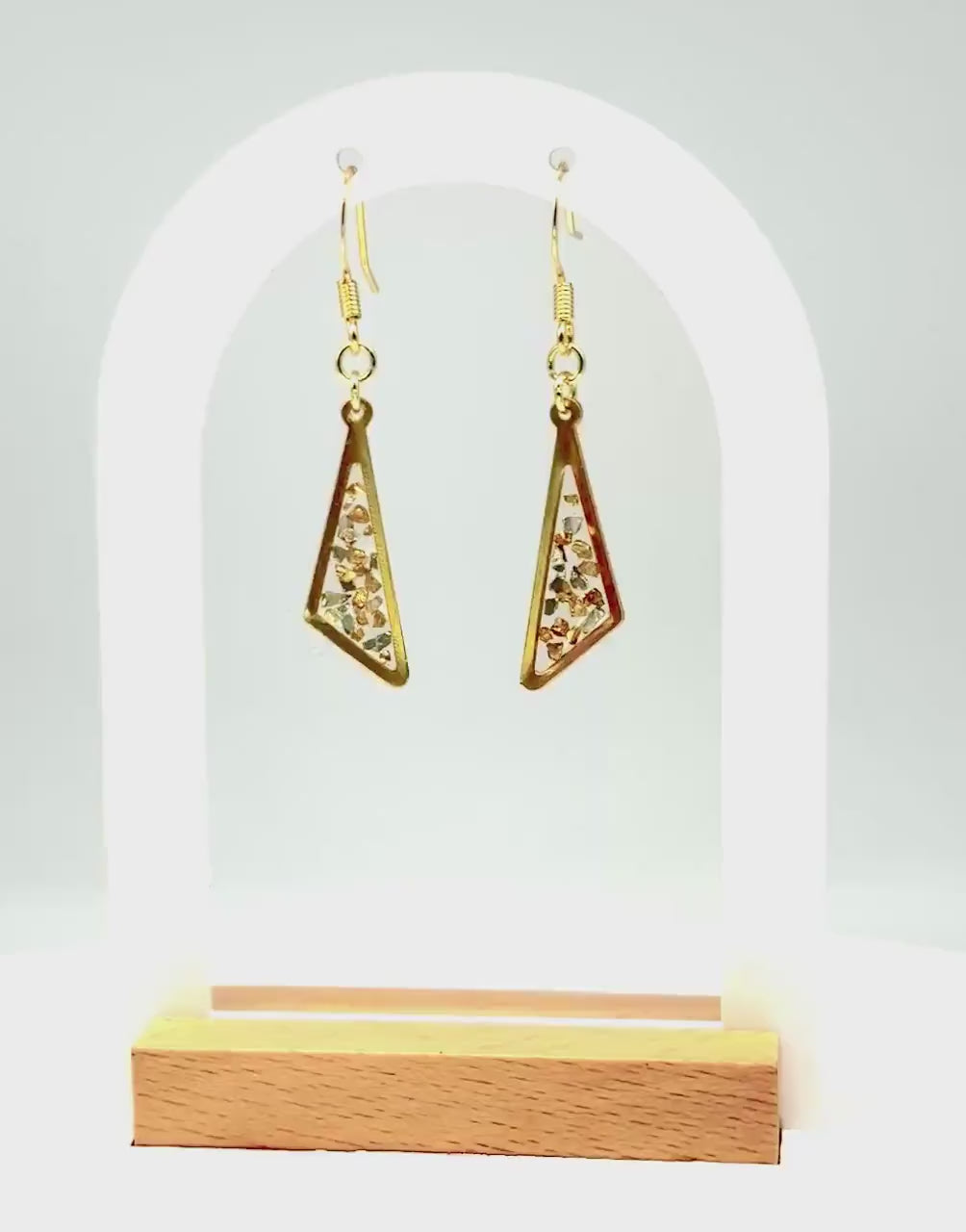 Handmade Gold Triangle Resin Earrings – Modern Design with Metallic Pebbles